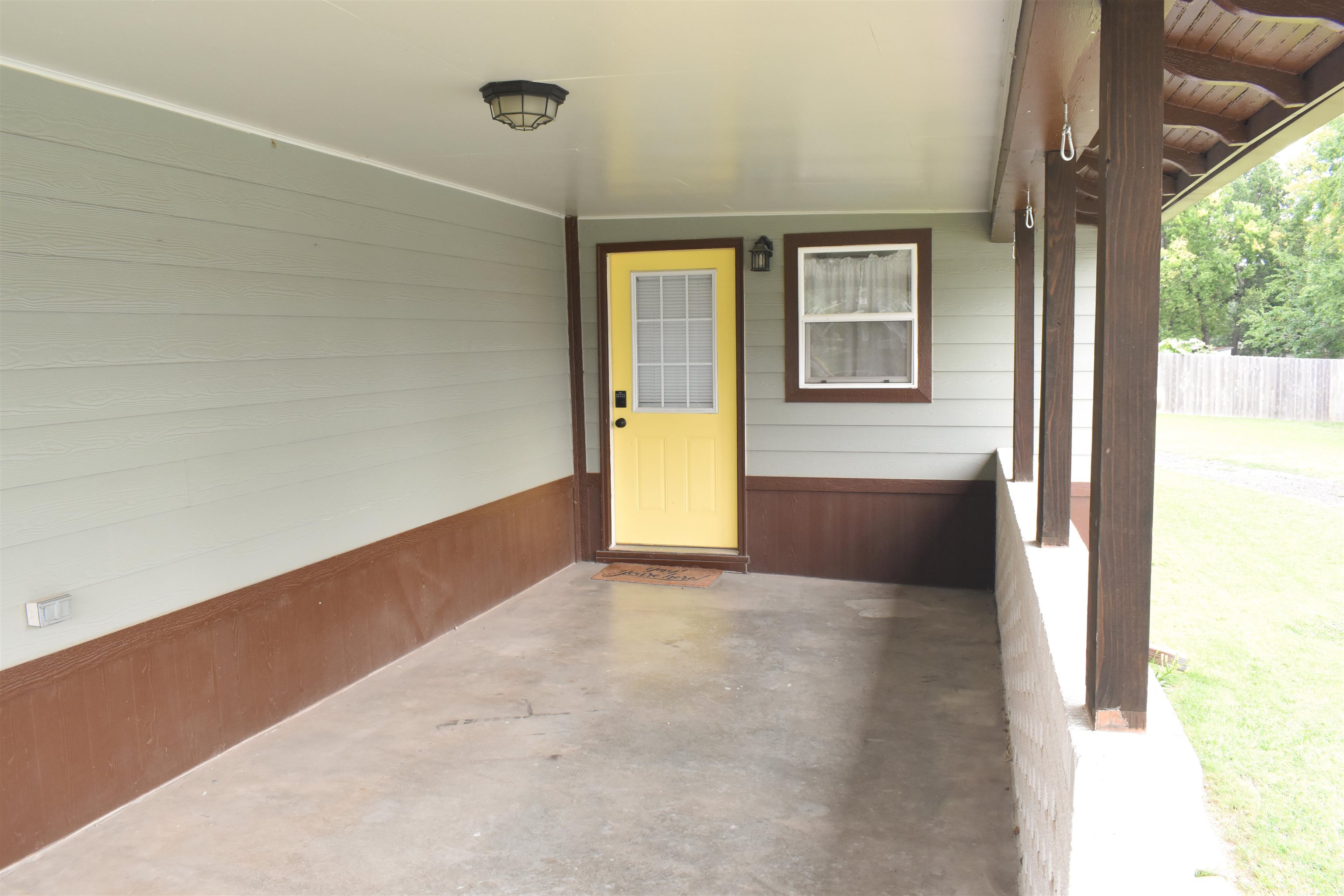 316 N Rothsay Ave, Minneapolis, KS 67467