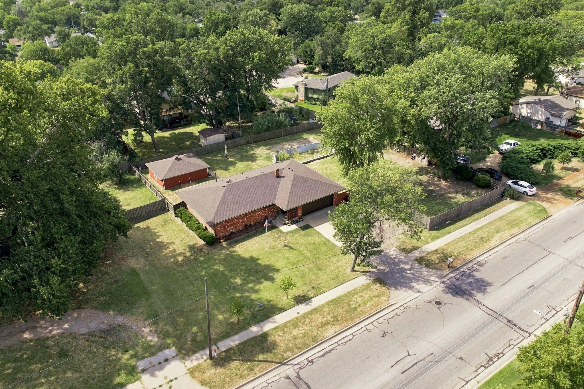 4621 W 13th St, Wichita, KS 67212