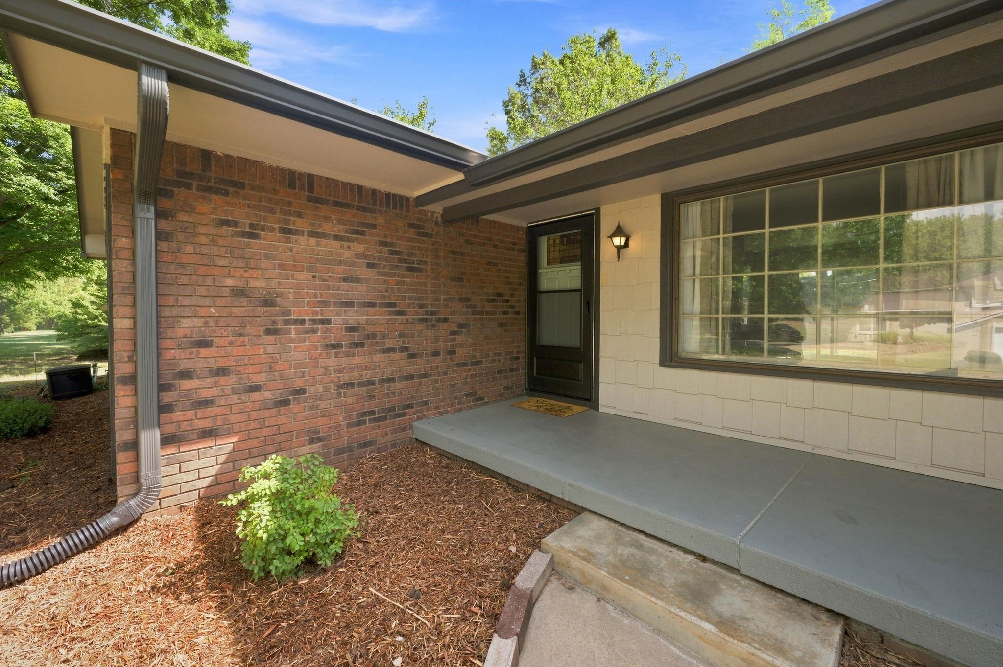 1324 N Crestline St, Wichita, KS 67212
