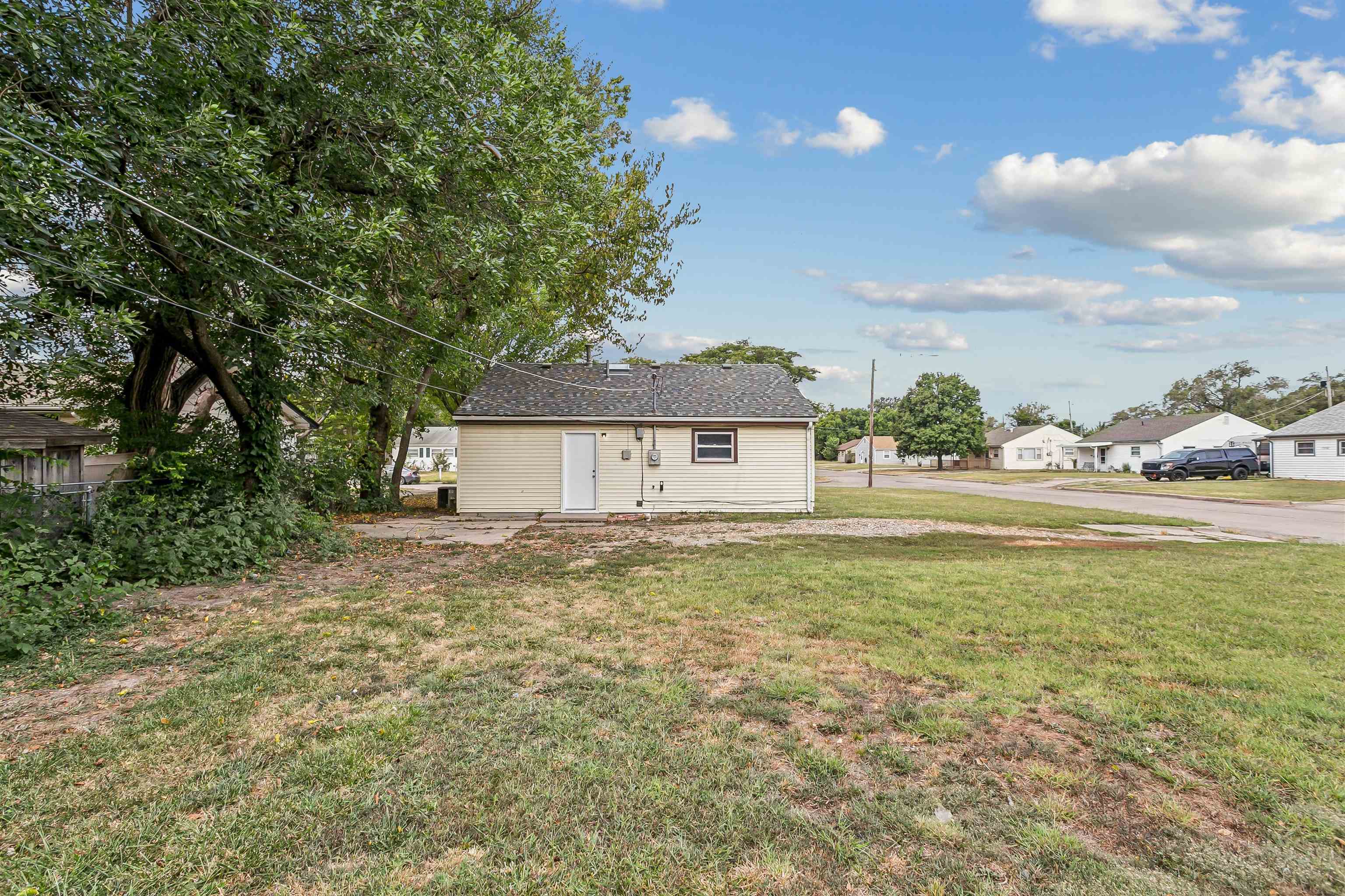 3230 S Fern, Wichita, KS 67217