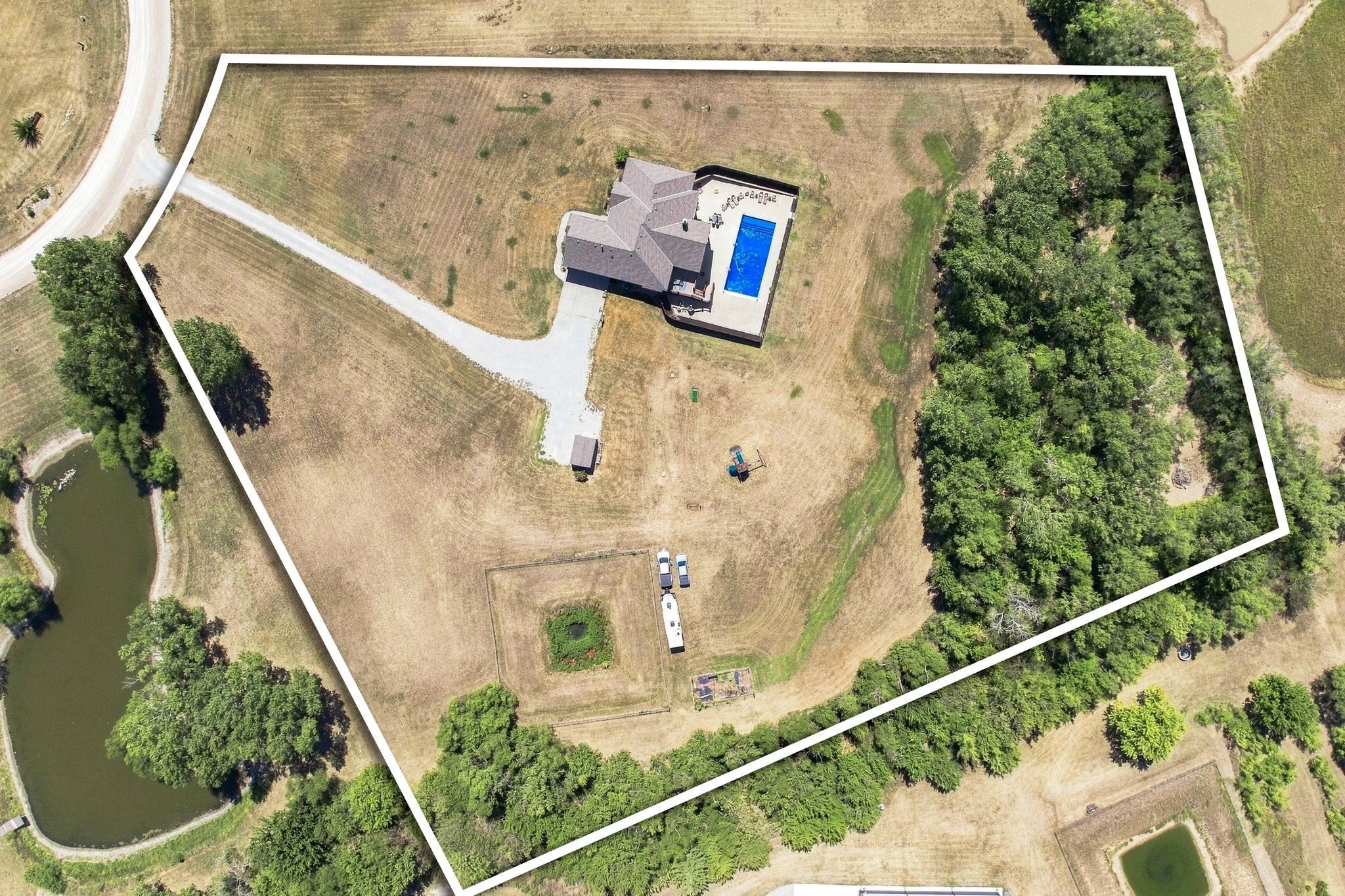 901 N Springwood, Goddard, KS 67052