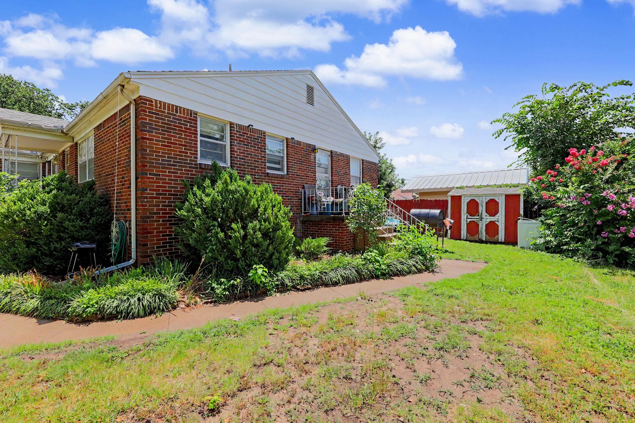 3421 E Penley Dr #3423 E Penley Dr, Wichita, KS 67218