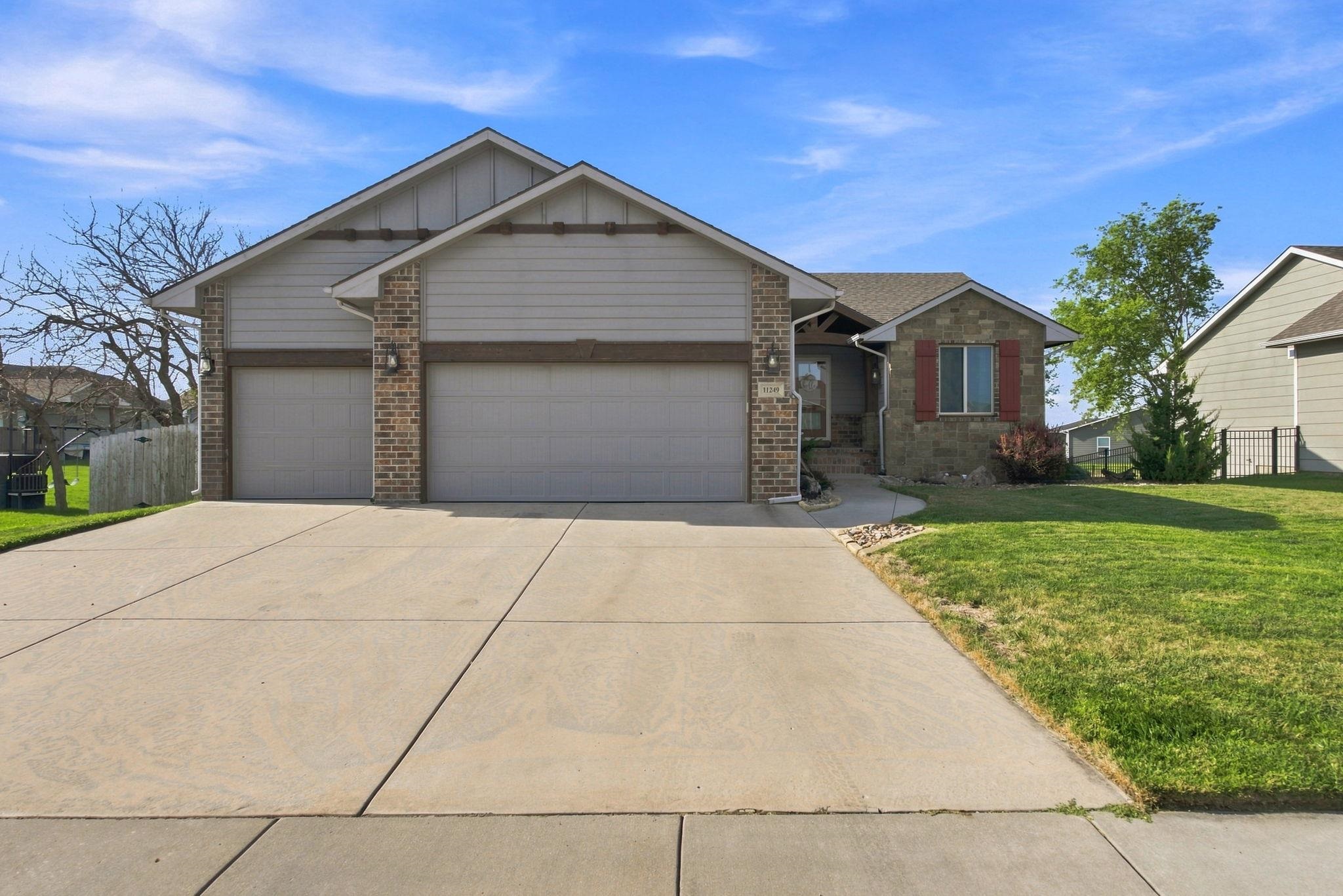 11249 W Sondra St, Maize, KS 67101
