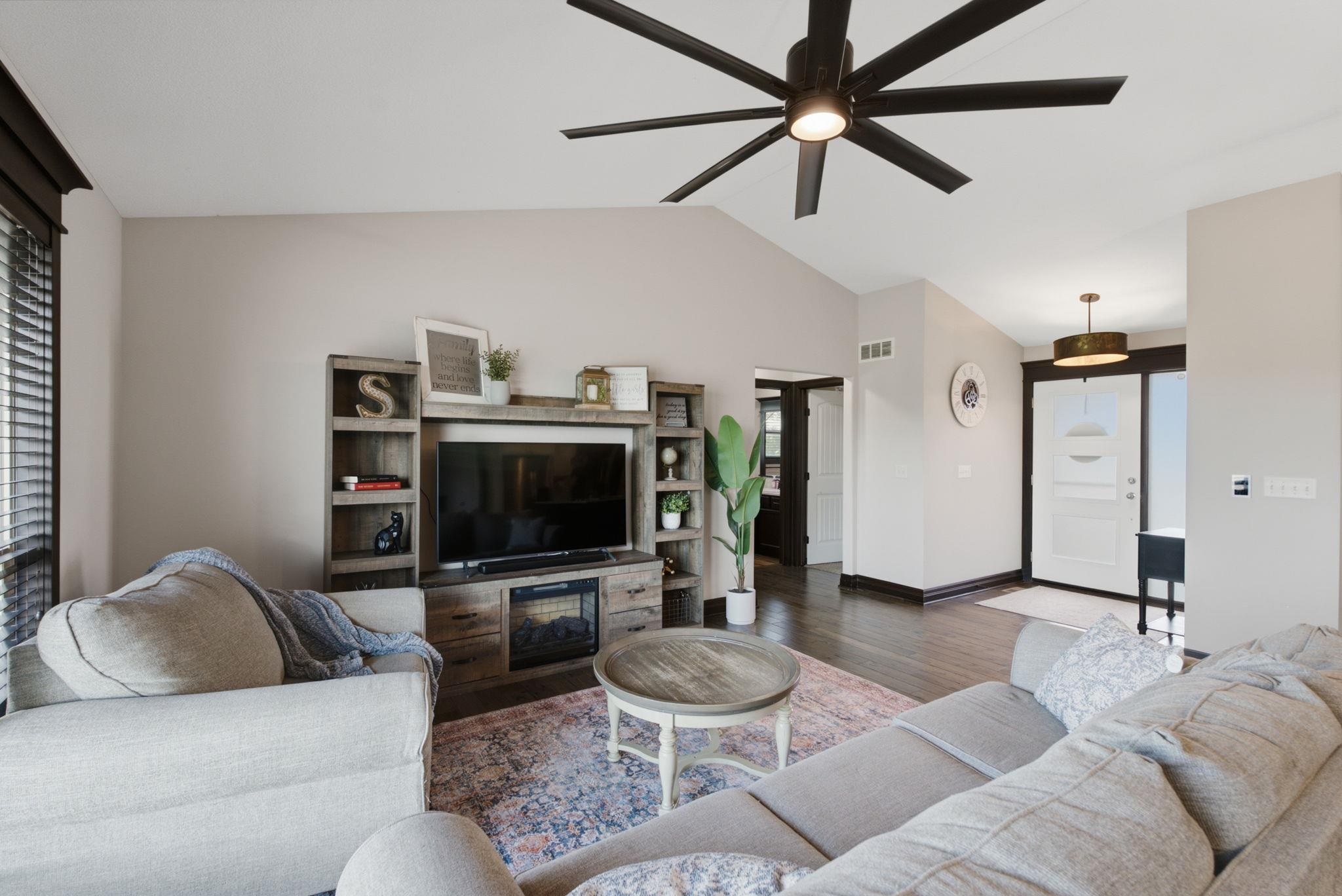 11249 W Sondra St, Maize, KS 67101