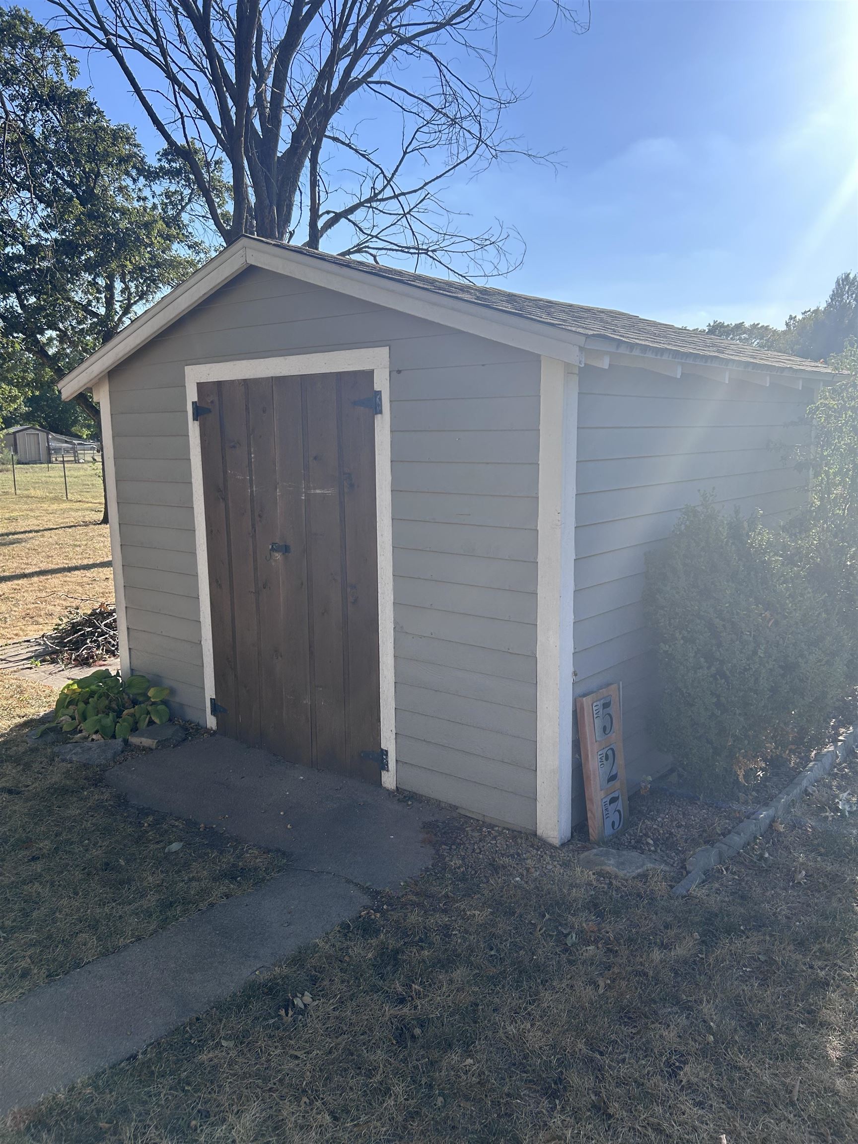 523 3rd, Atlanta, KS 67008