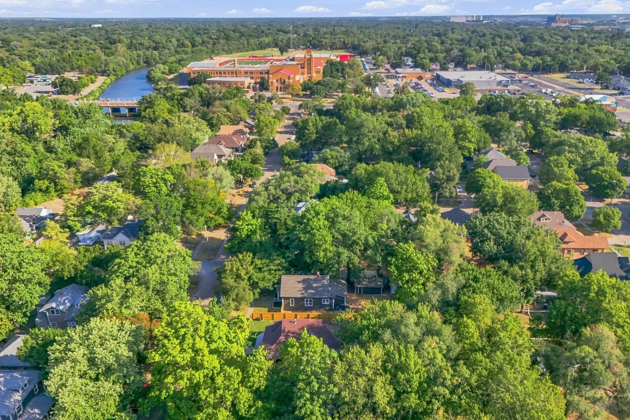 1250 N Lewellen, Wichita, KS 67203