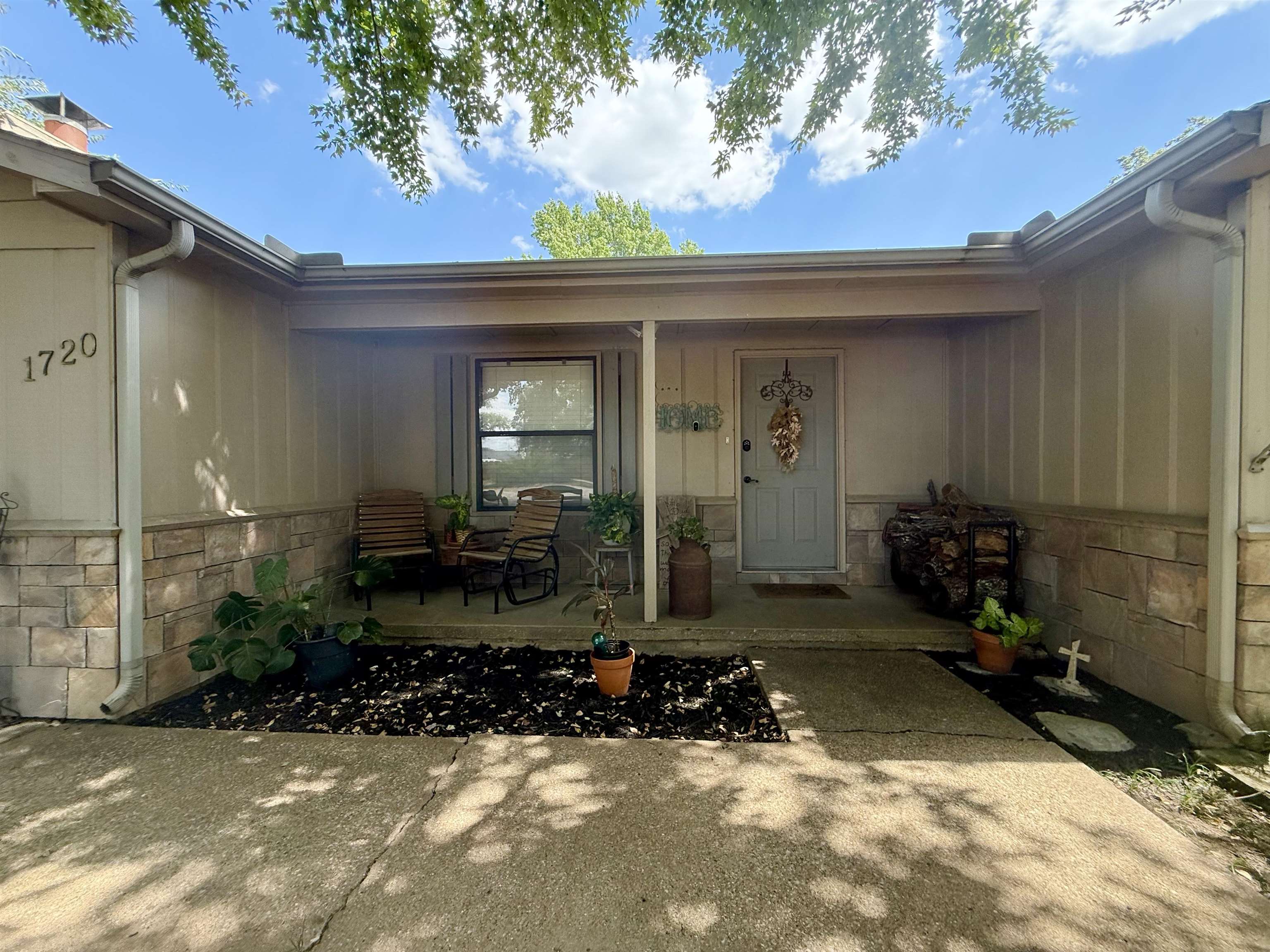 1720 N 11th, Arkansas City, KS 67005