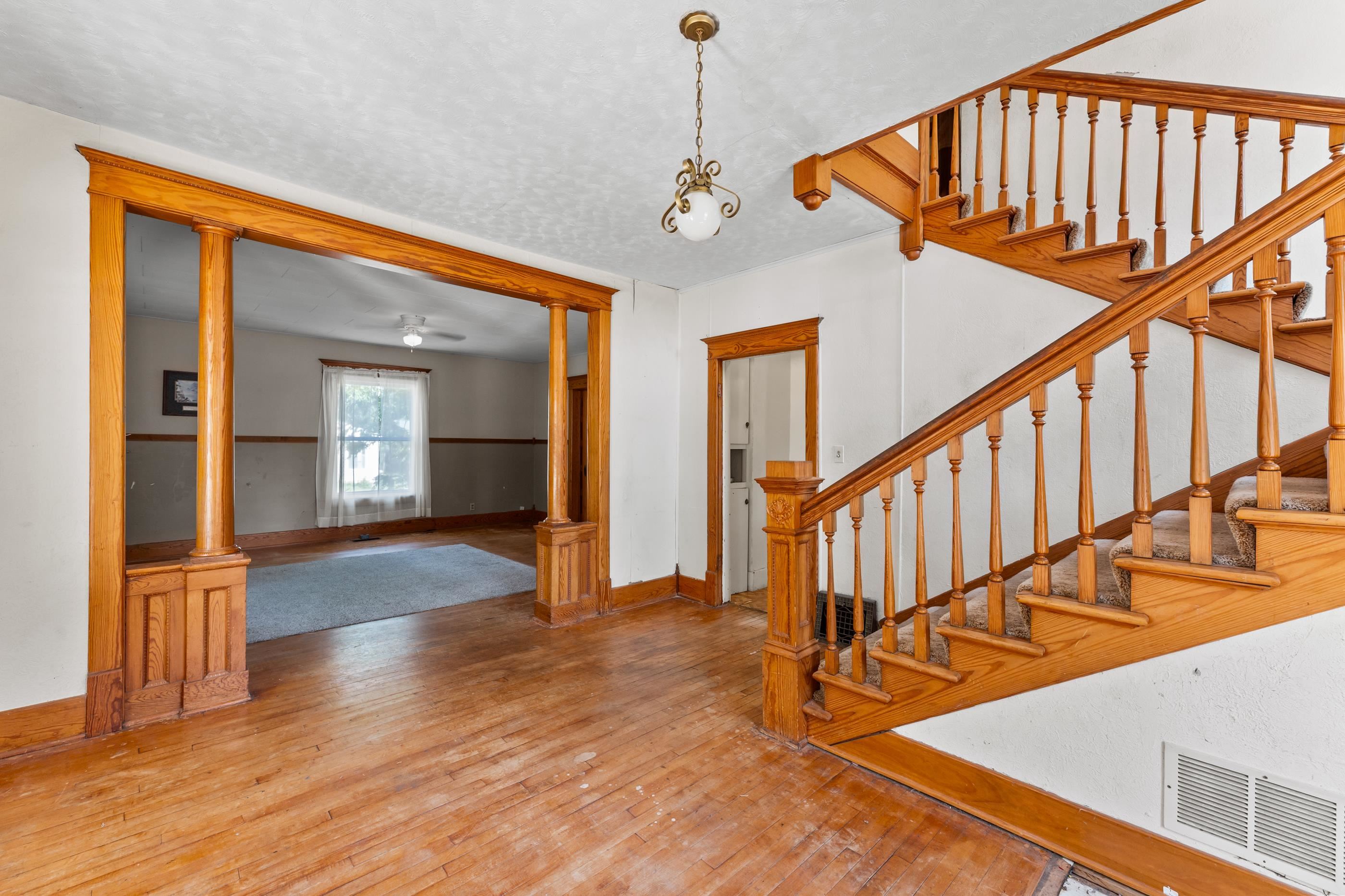 825 S Ash St, Mcpherson, KS 67460