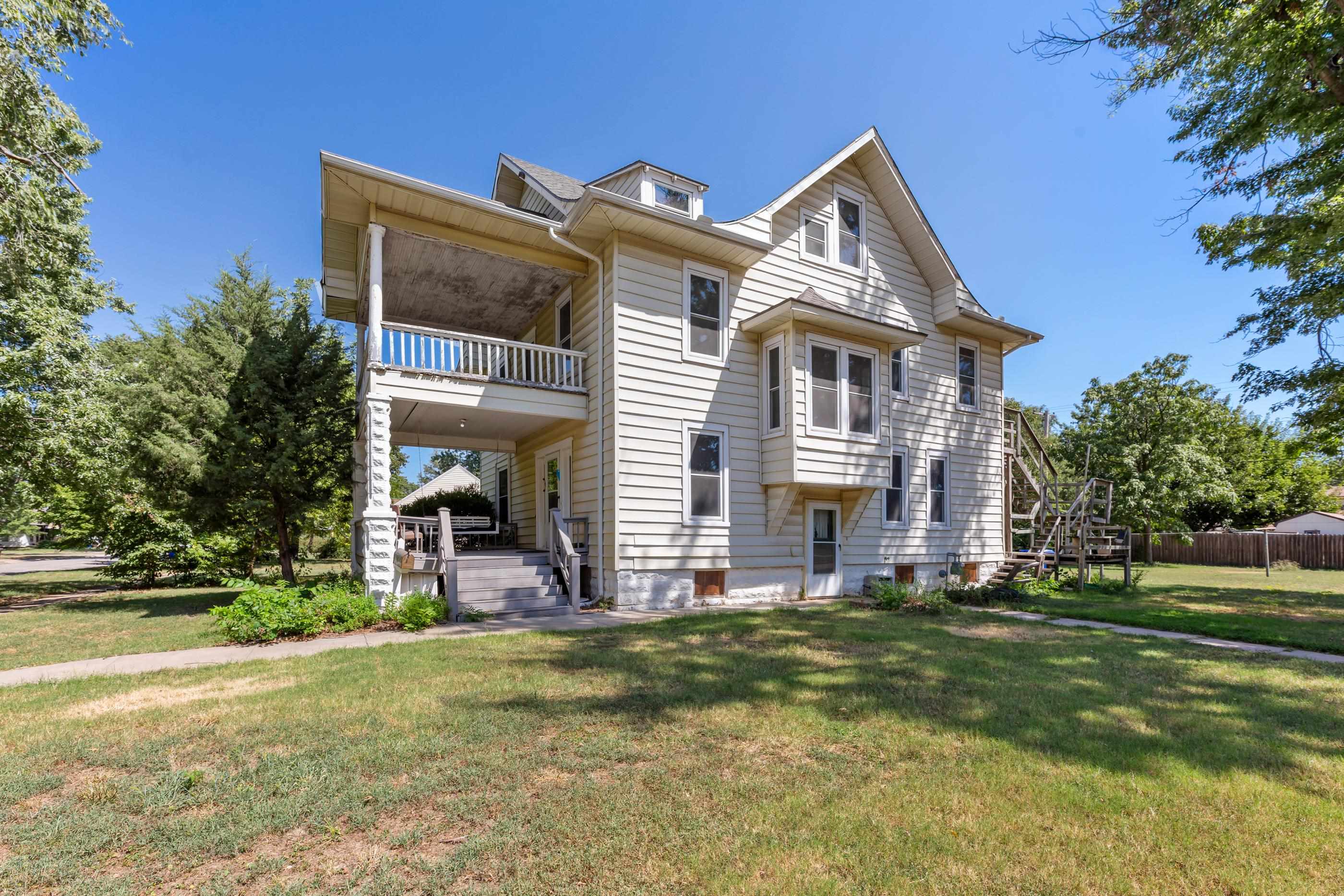 825 S Ash St, Mcpherson, KS 67460