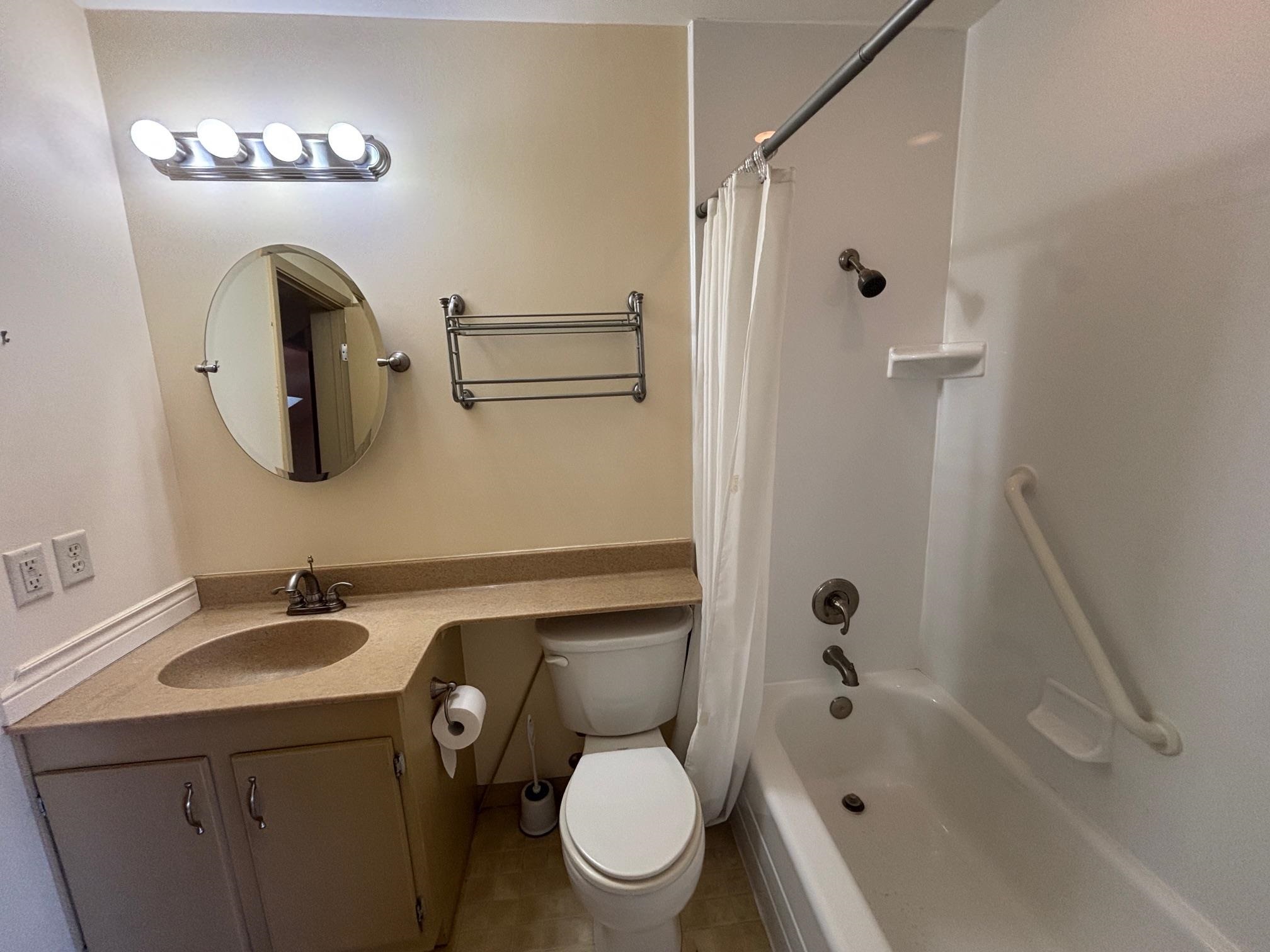 2221 N Bramblewood Unit 502, Wichita, KS 67220