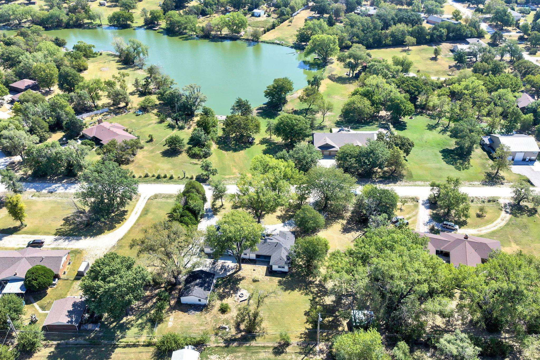 4051 N Harding, Bel Aire, KS 67220
