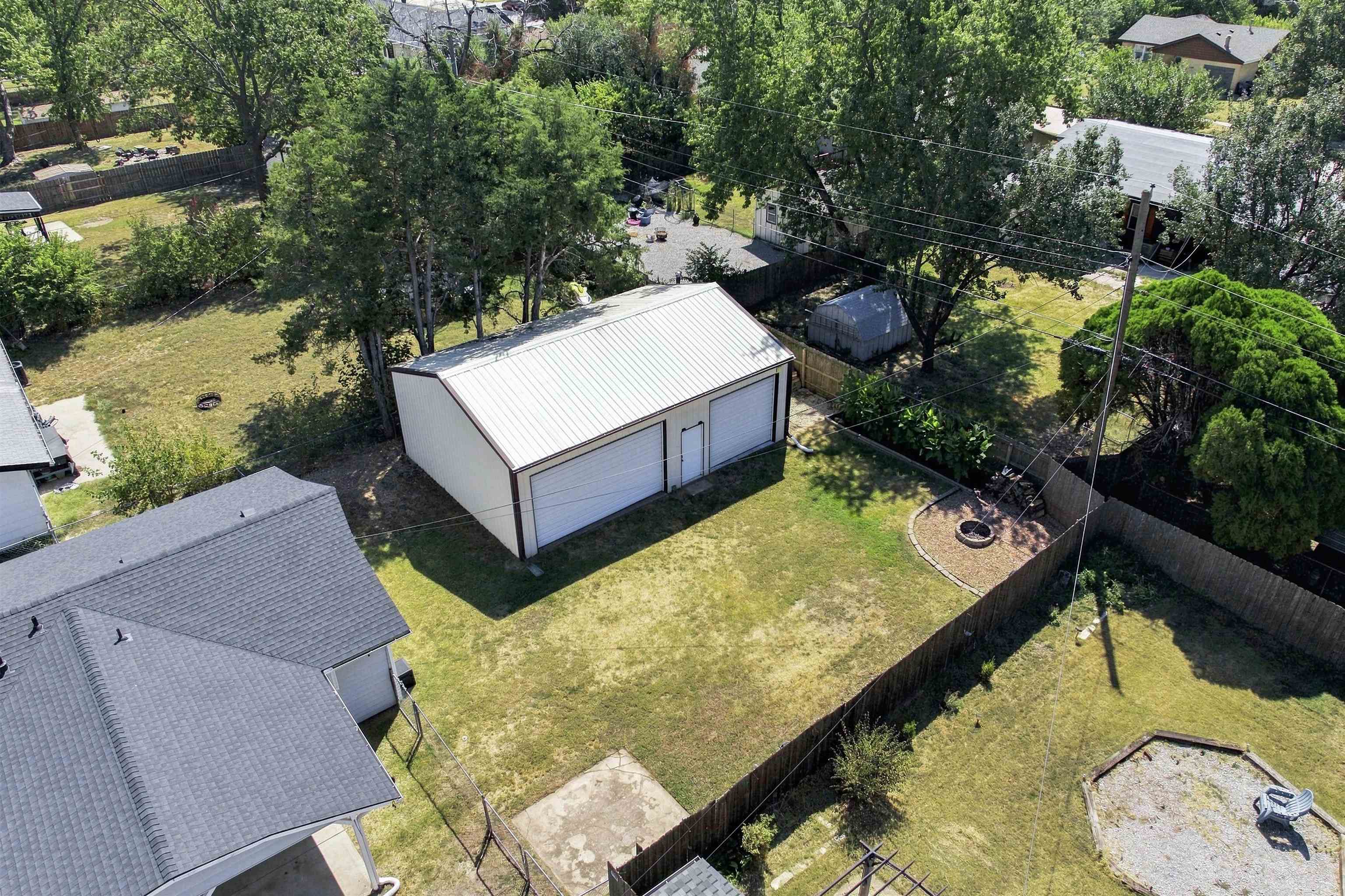 4221 W Memory Ln, Wichita, KS 67212-1923
