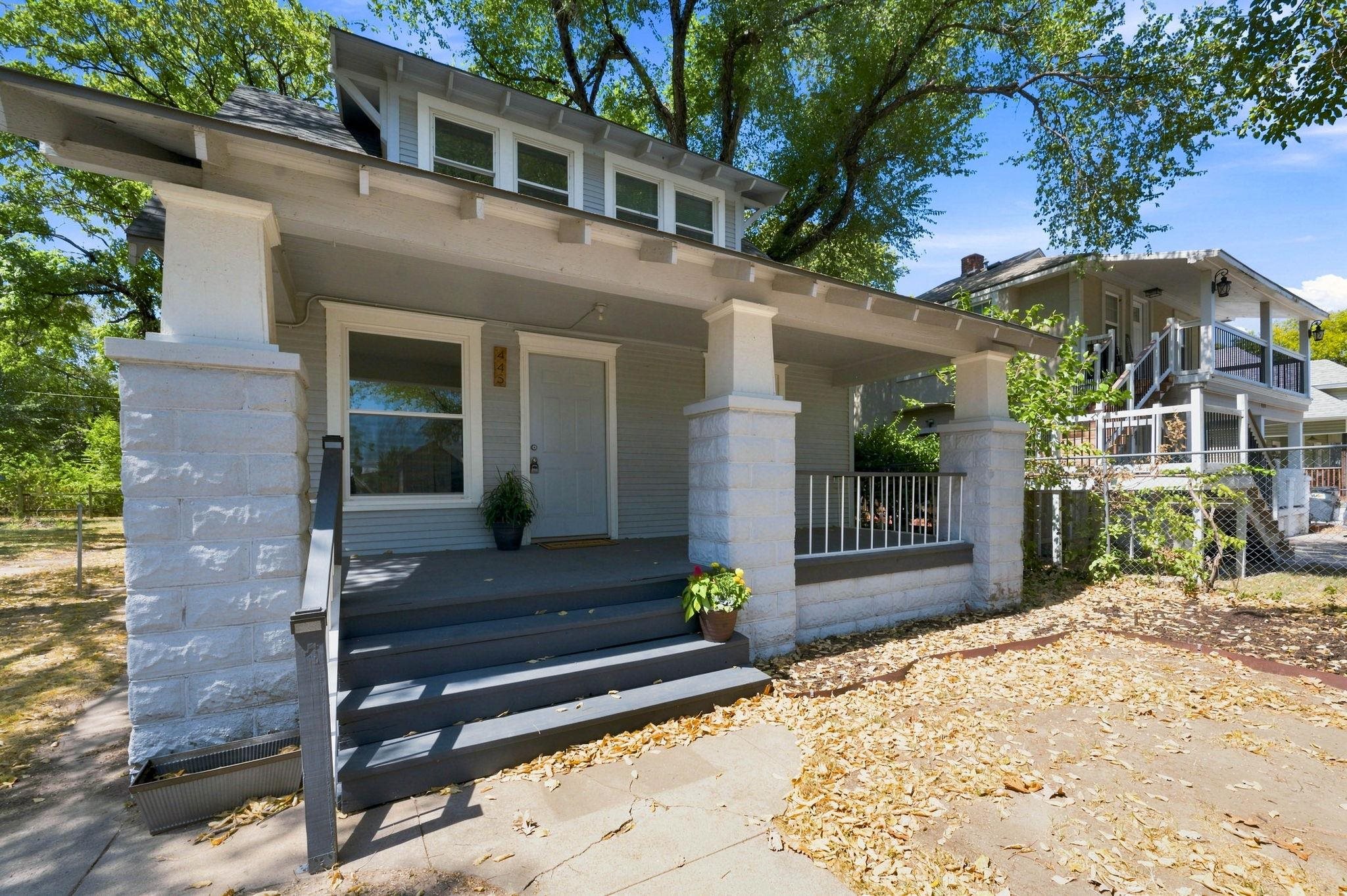 445 N Dodge, Wichita, KS 67203