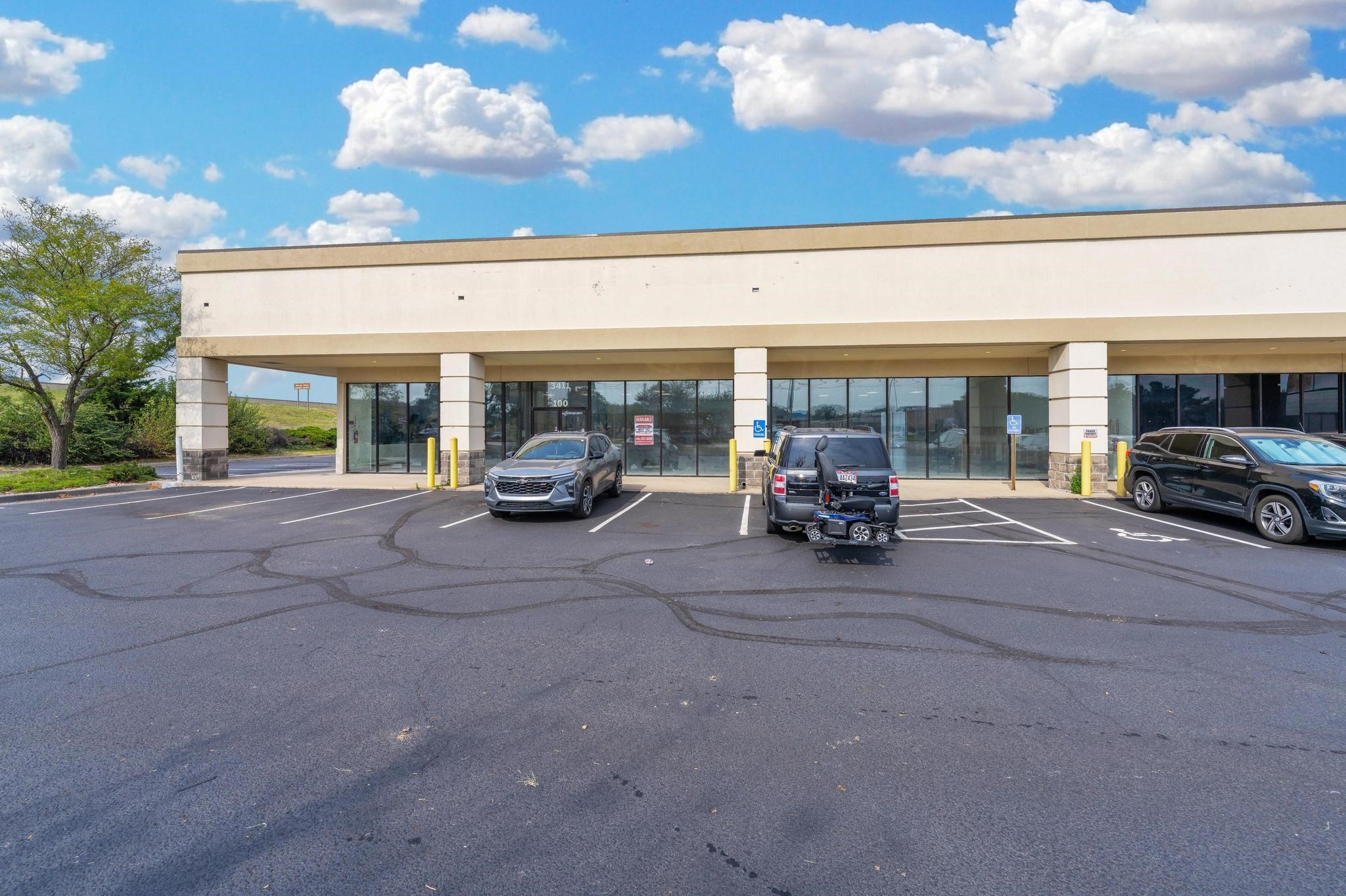 3411 N Rock Rd, Wichita, KS 67226
