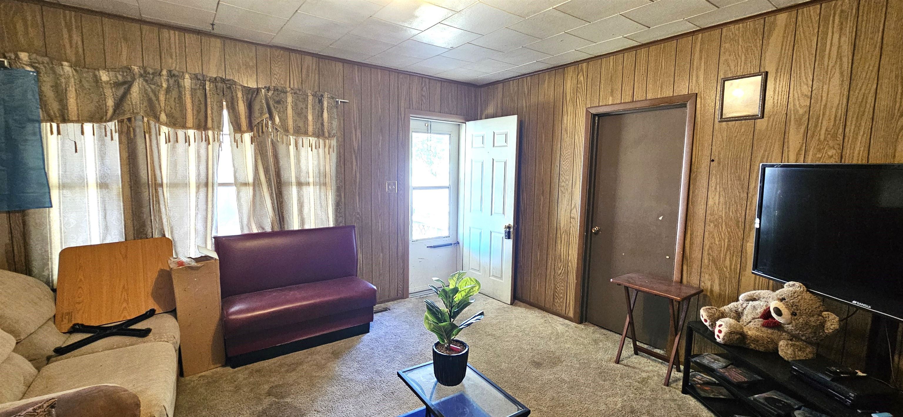 1320 N Summit St, Arkansas City, KS 67005
