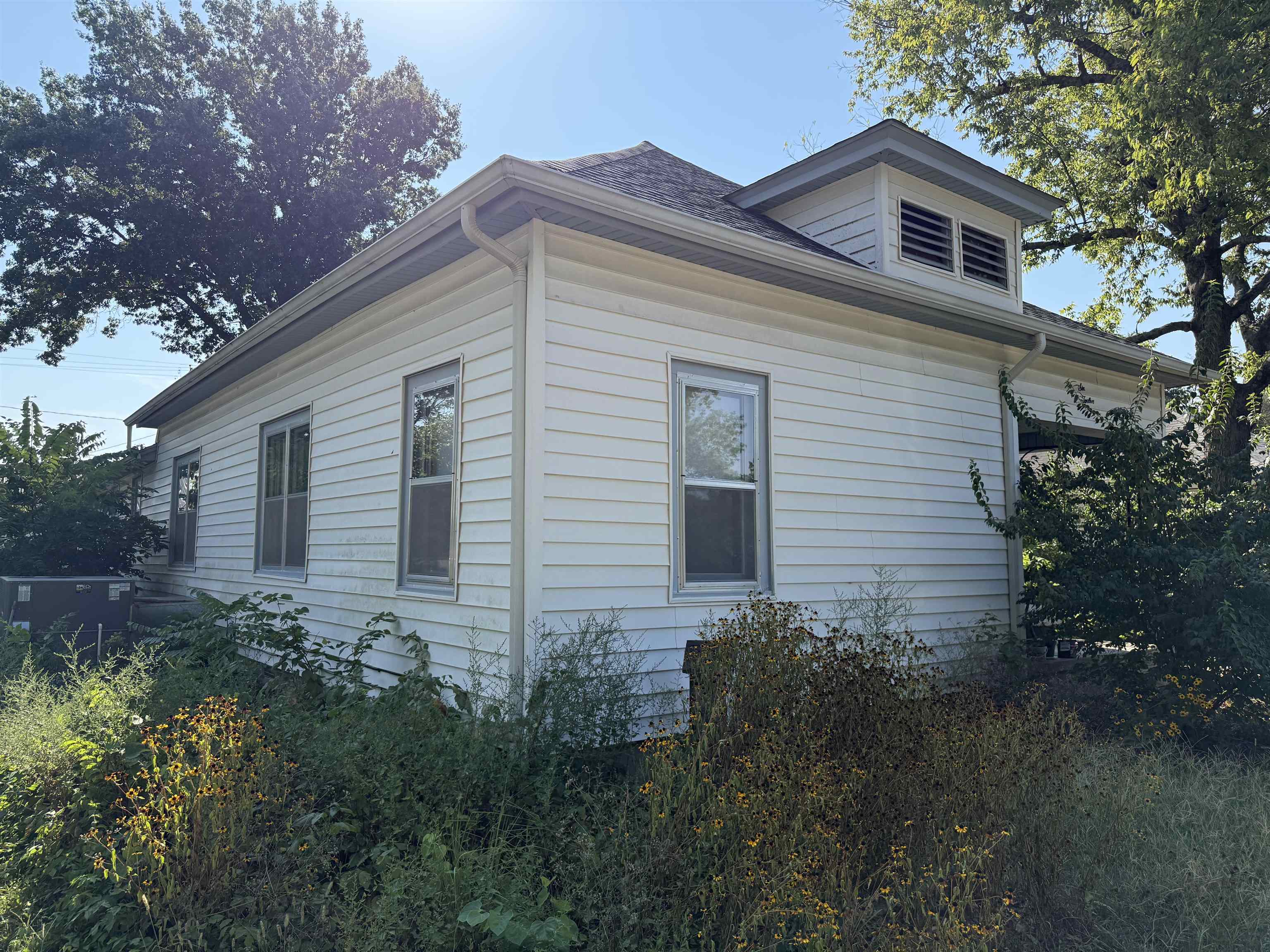 612 N Oak, Eureka, KS 67045