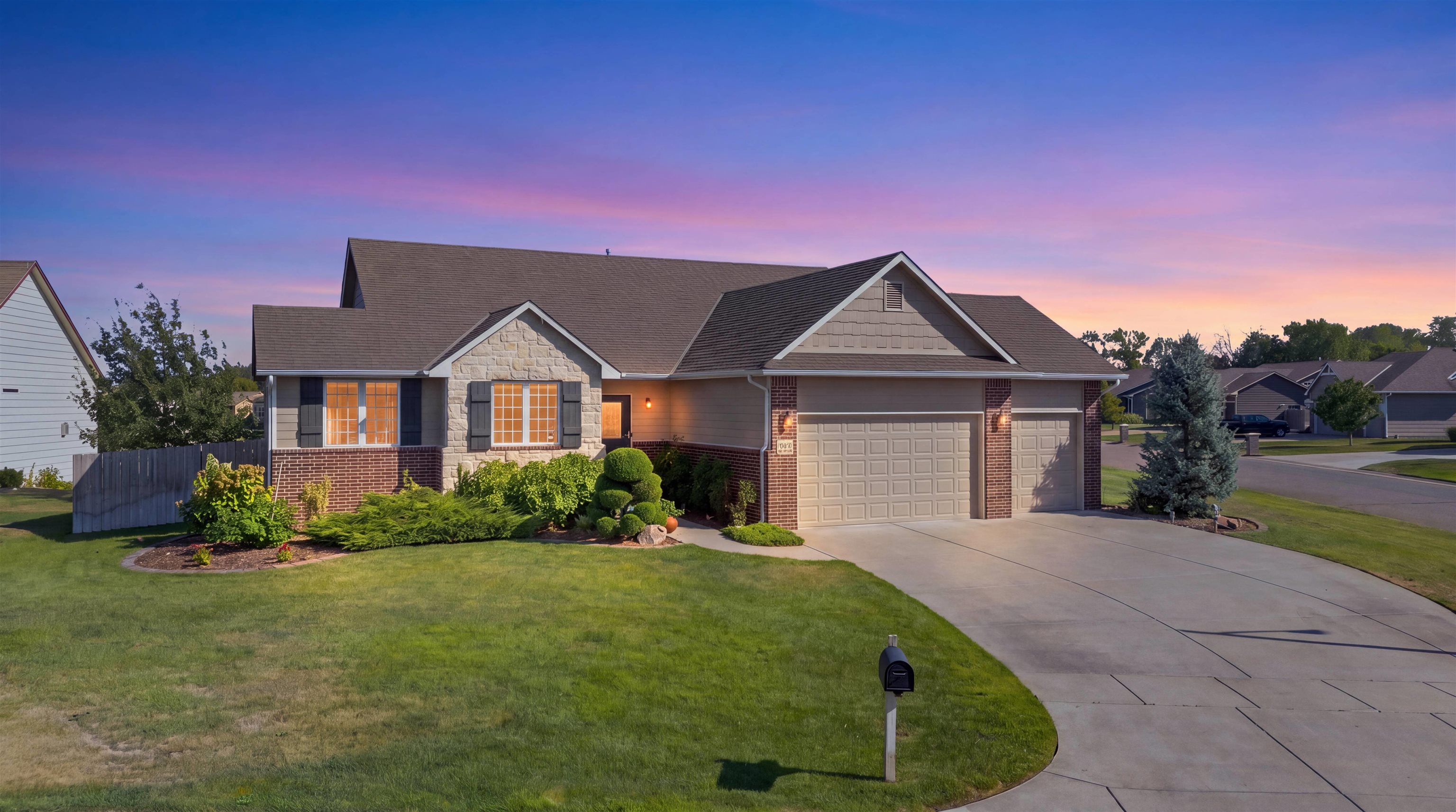 15603 E Hazel Nut Cir, Wichita, KS 67230