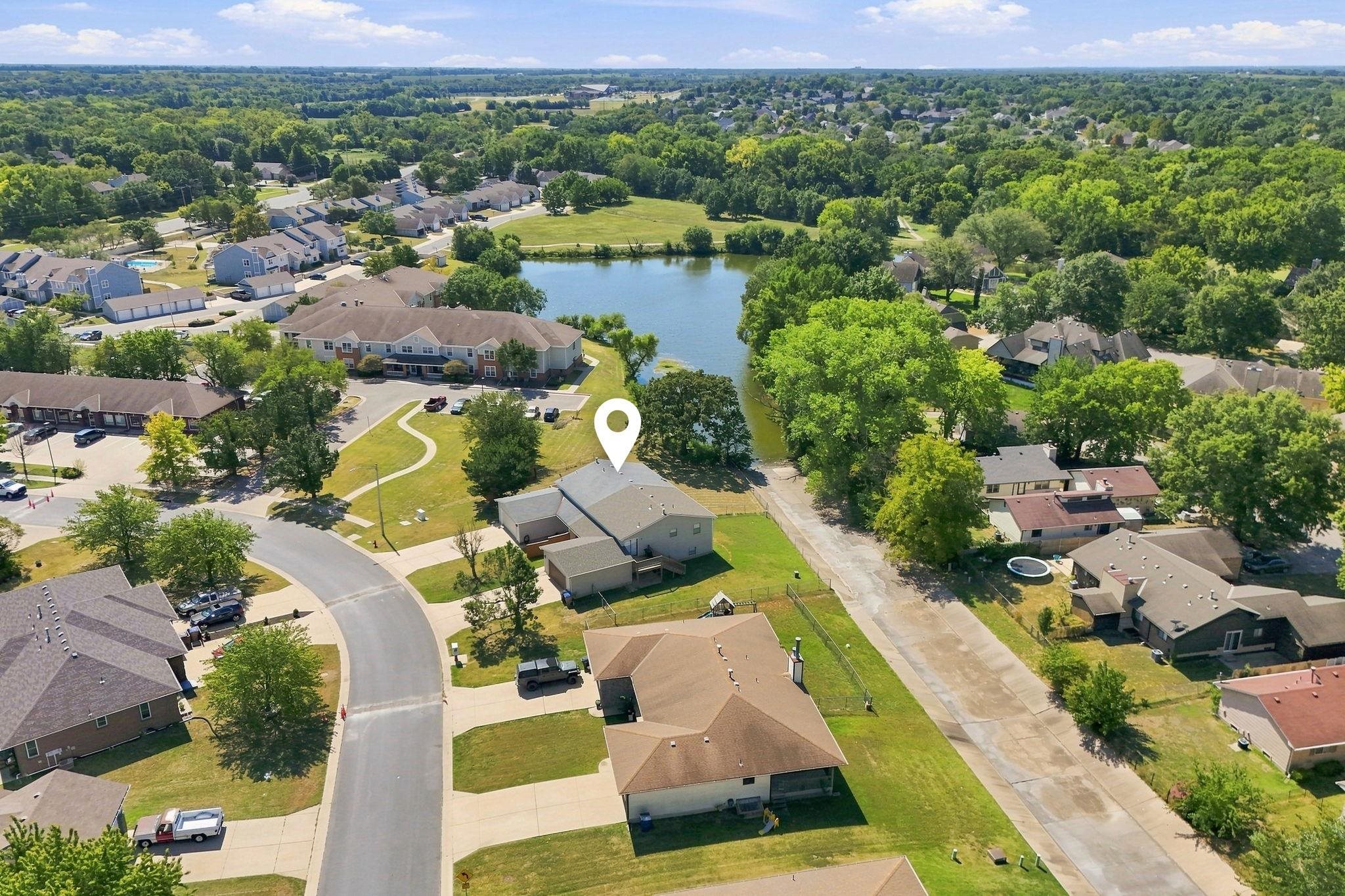 105 N Osage Rd, Derby, KS 67037