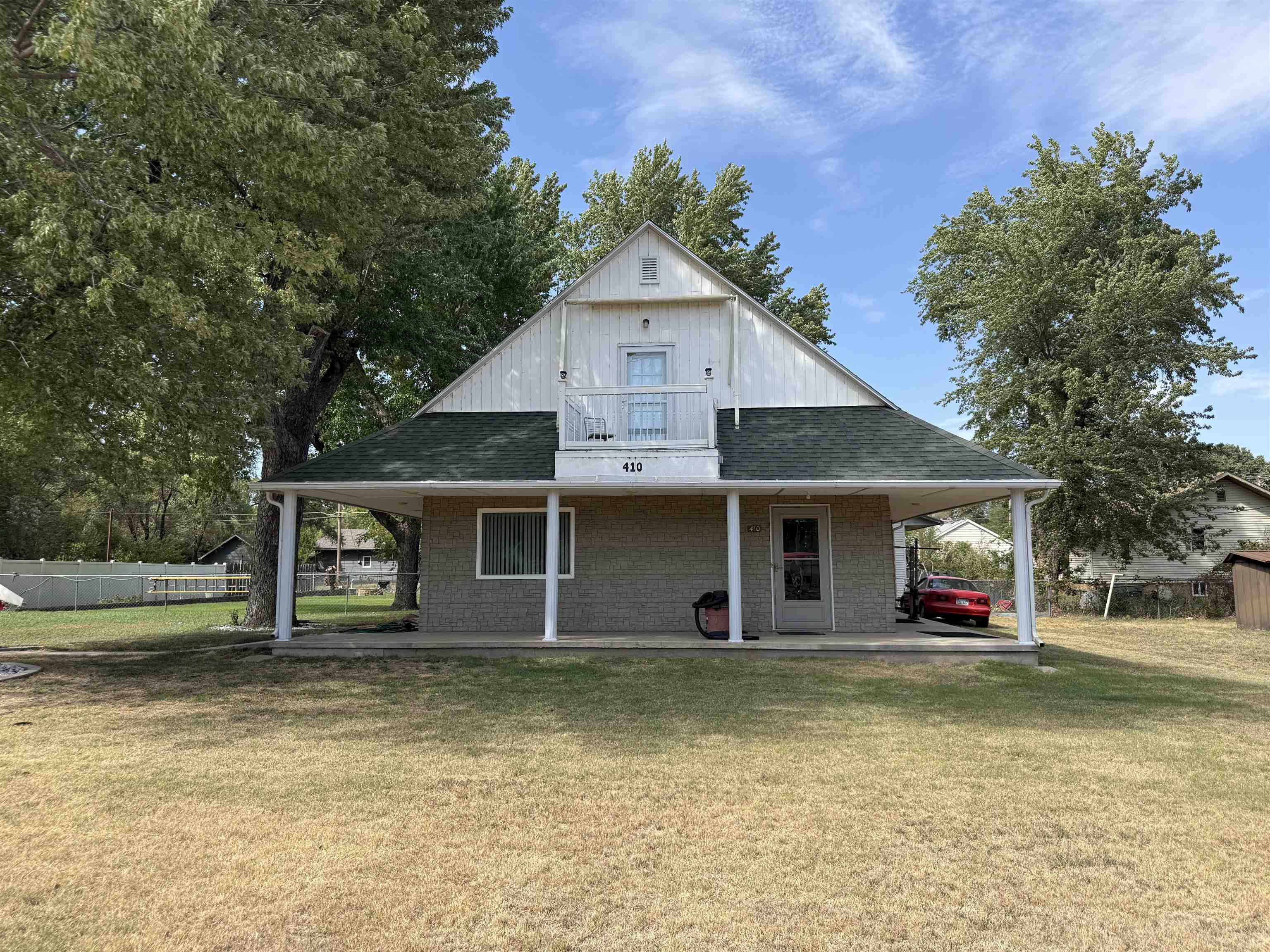 410 W F, Kingman, KS 67068