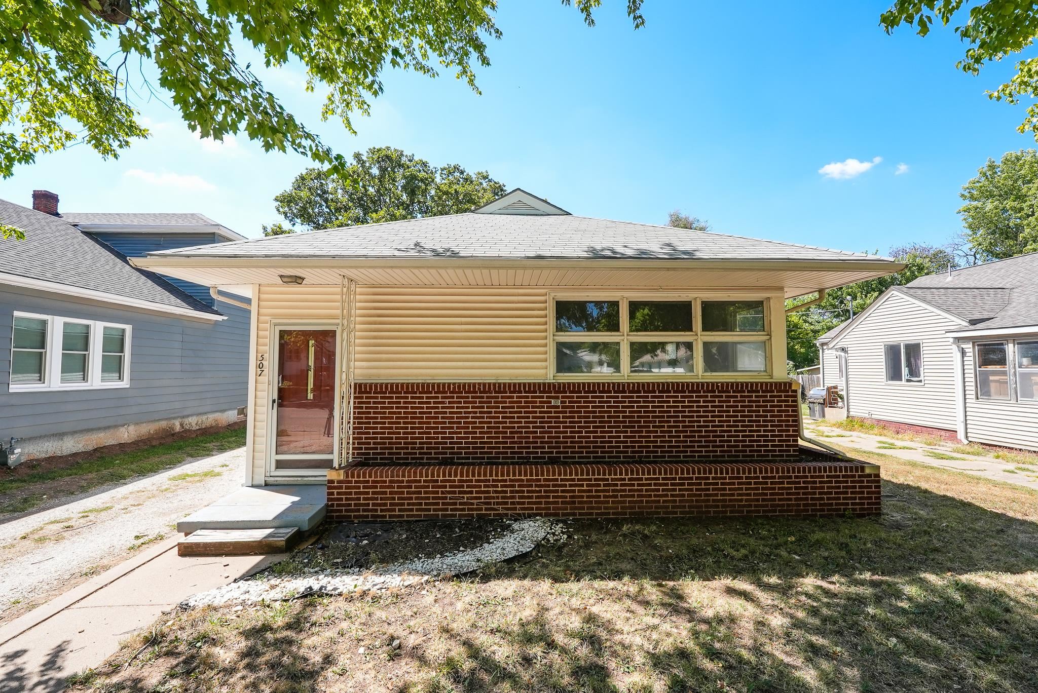507 N Summit St, El Dorado, KS 67042