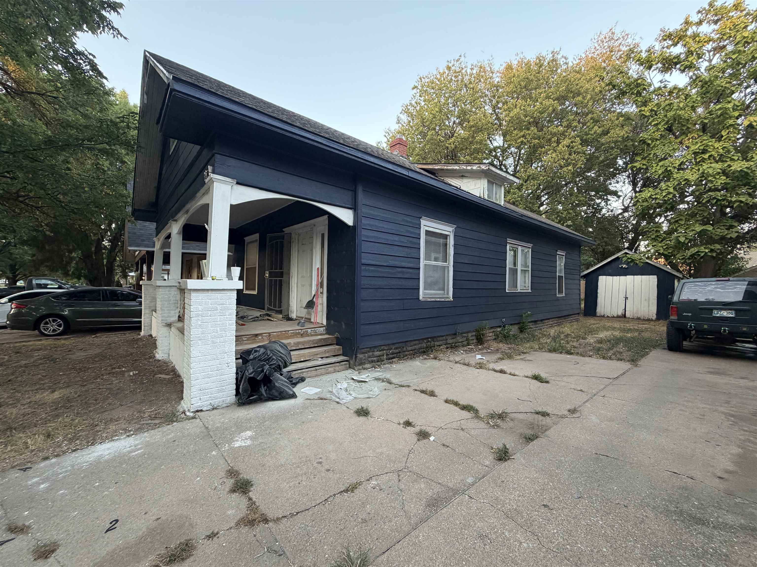 1424 S Main St, Wichita, KS 67213