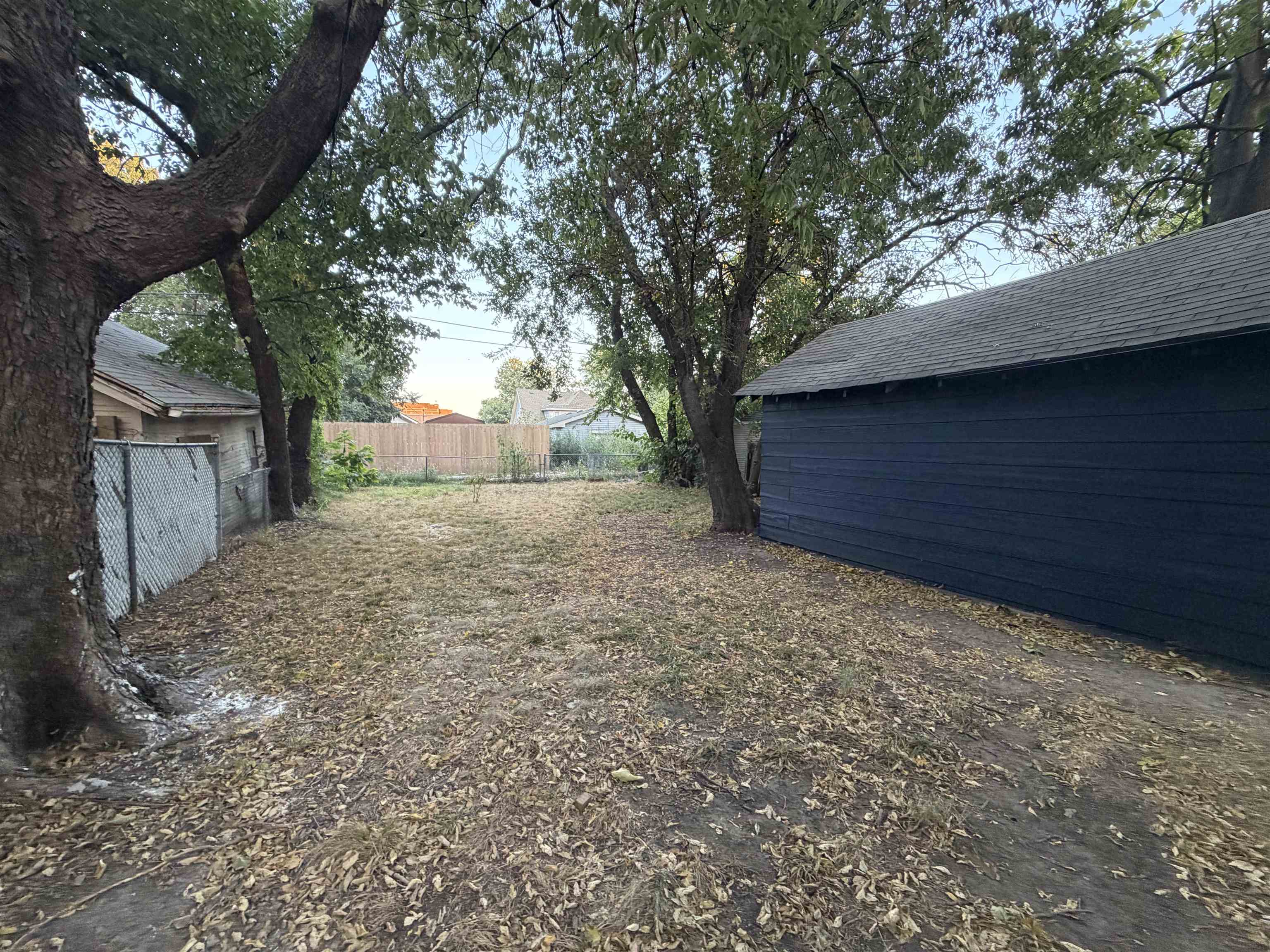 1424 S Main St, Wichita, KS 67213