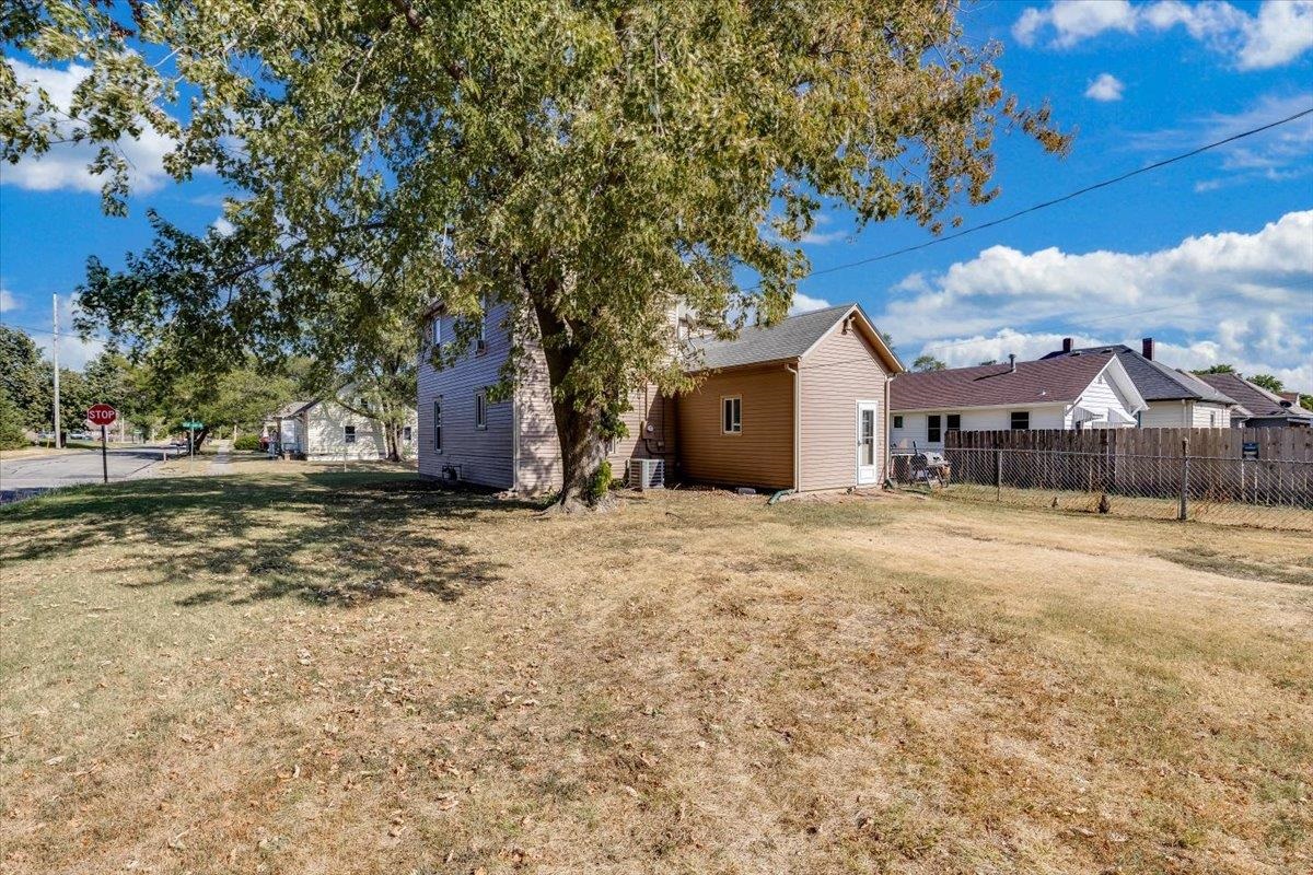 501 Old Main St, Newton, KS 67114