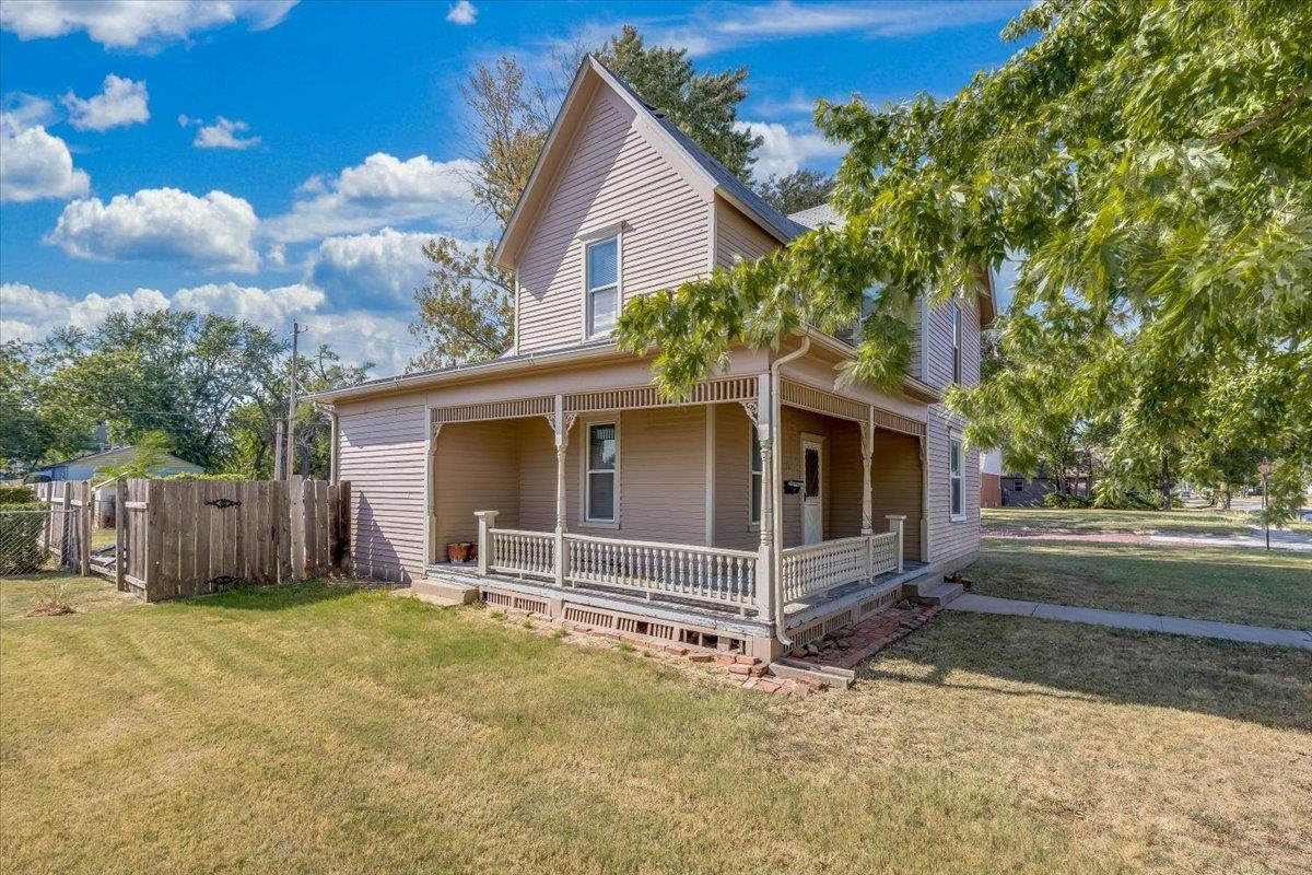 501 Old Main St, Newton, KS 67114