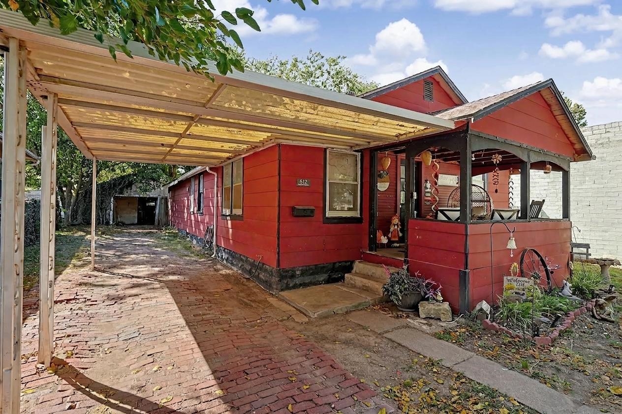 517 N Washington, El Dorado, KS 67042