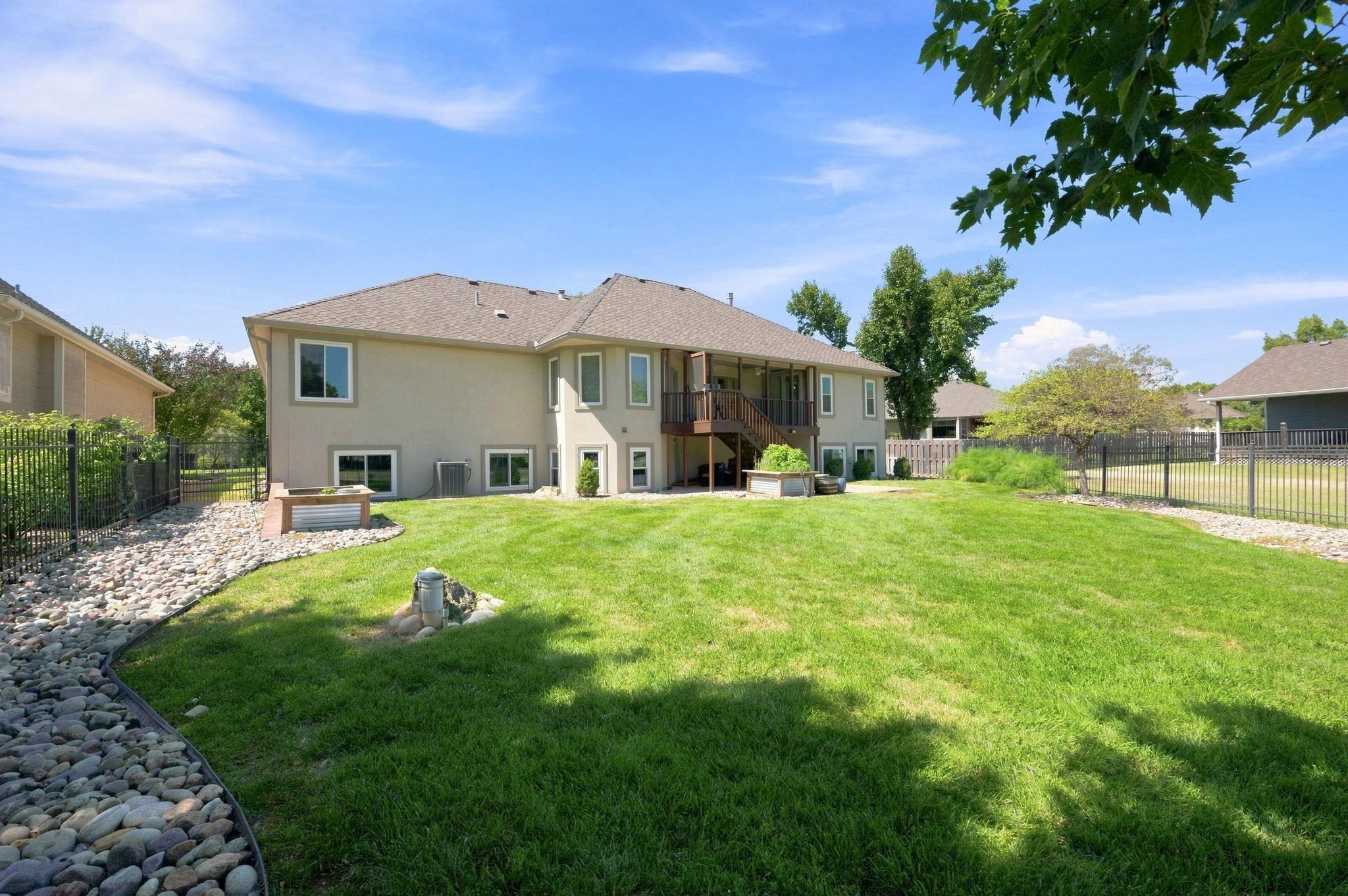 11809 W Alderny Ct, Wichita, KS 67212