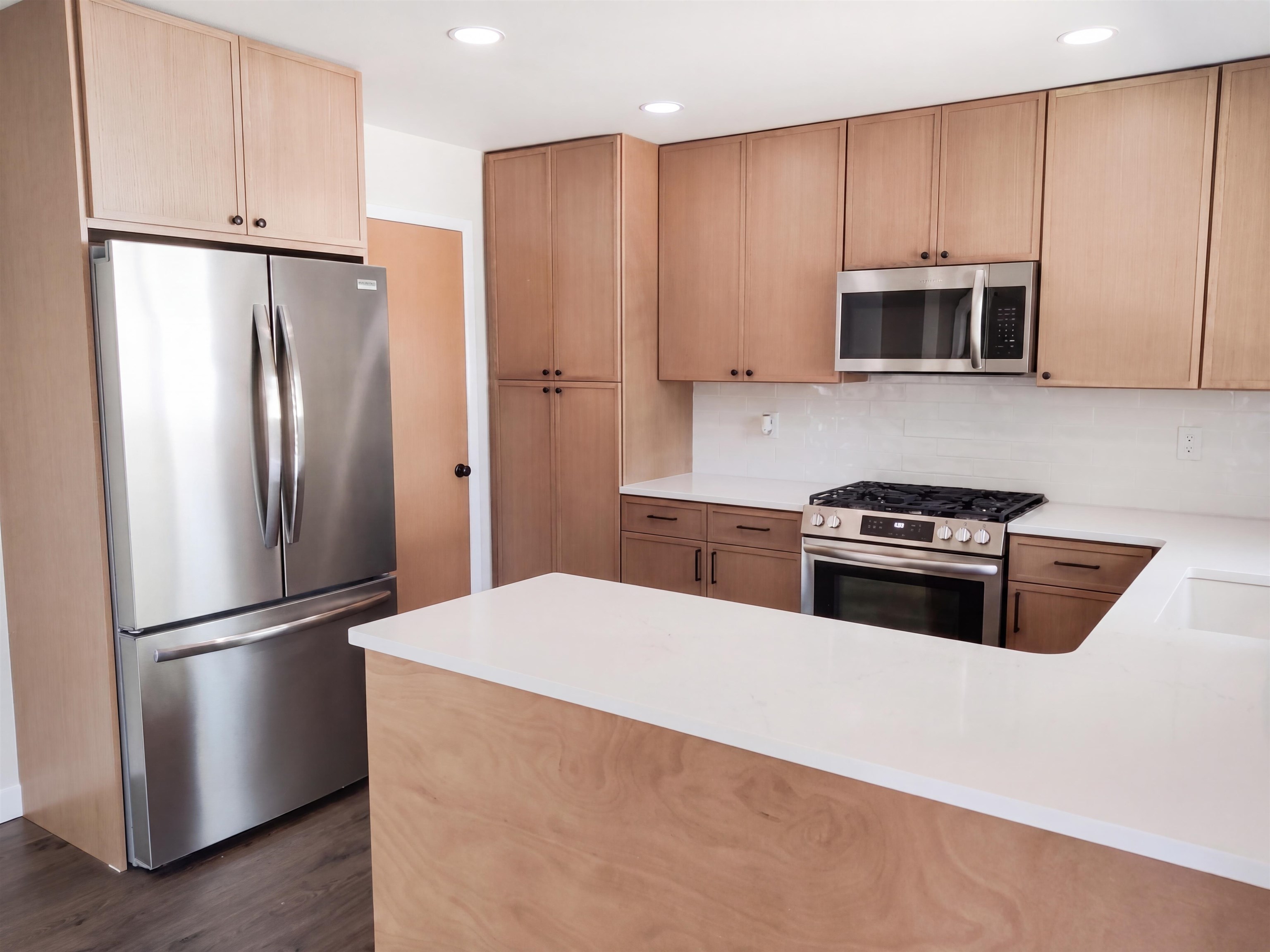 2206 N Basswood Ct, Derby, KS 67037
