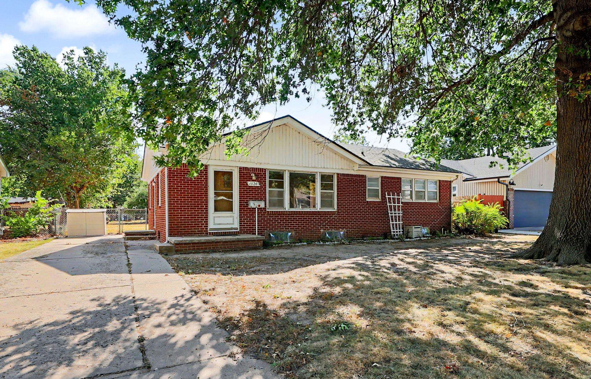 1526 N Gow, Wichita, KS 67203