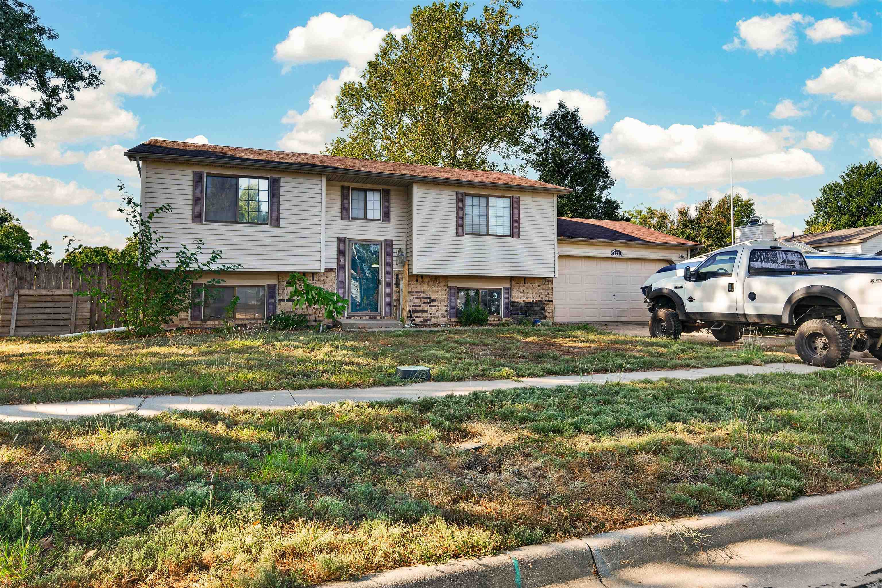 10819 W Jewell, Wichita, KS 67209
