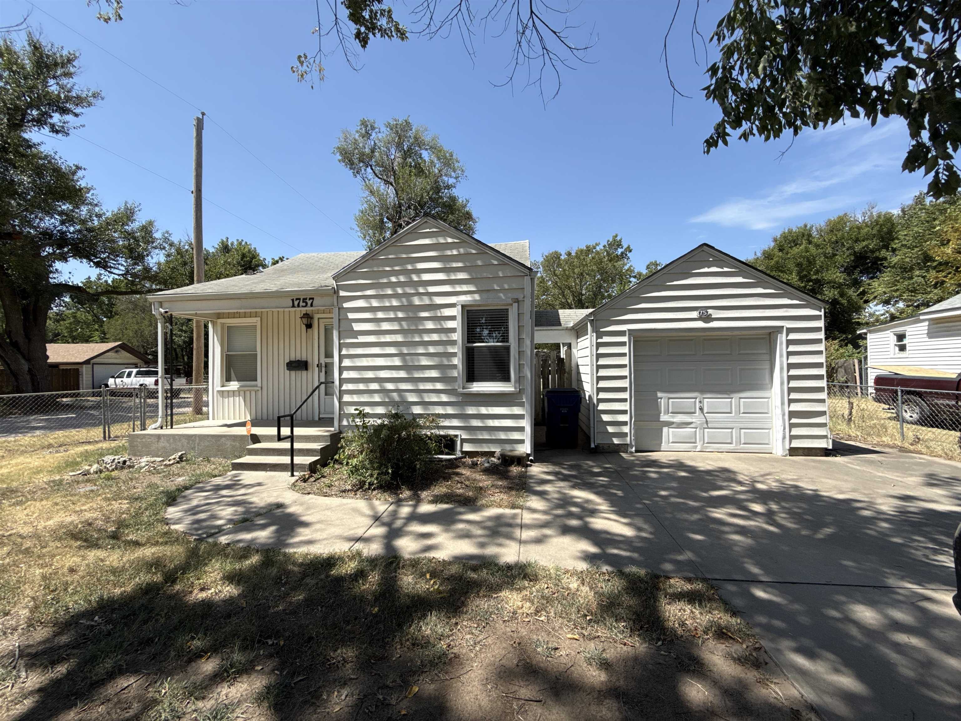 1757 S Washington St, Wichita, KS 67217