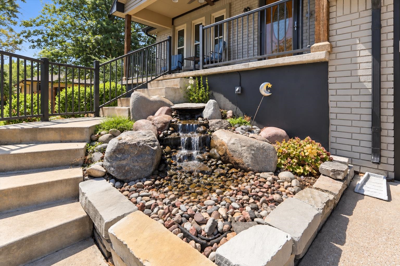 227 S Parkdale St, Wichita, KS 67209