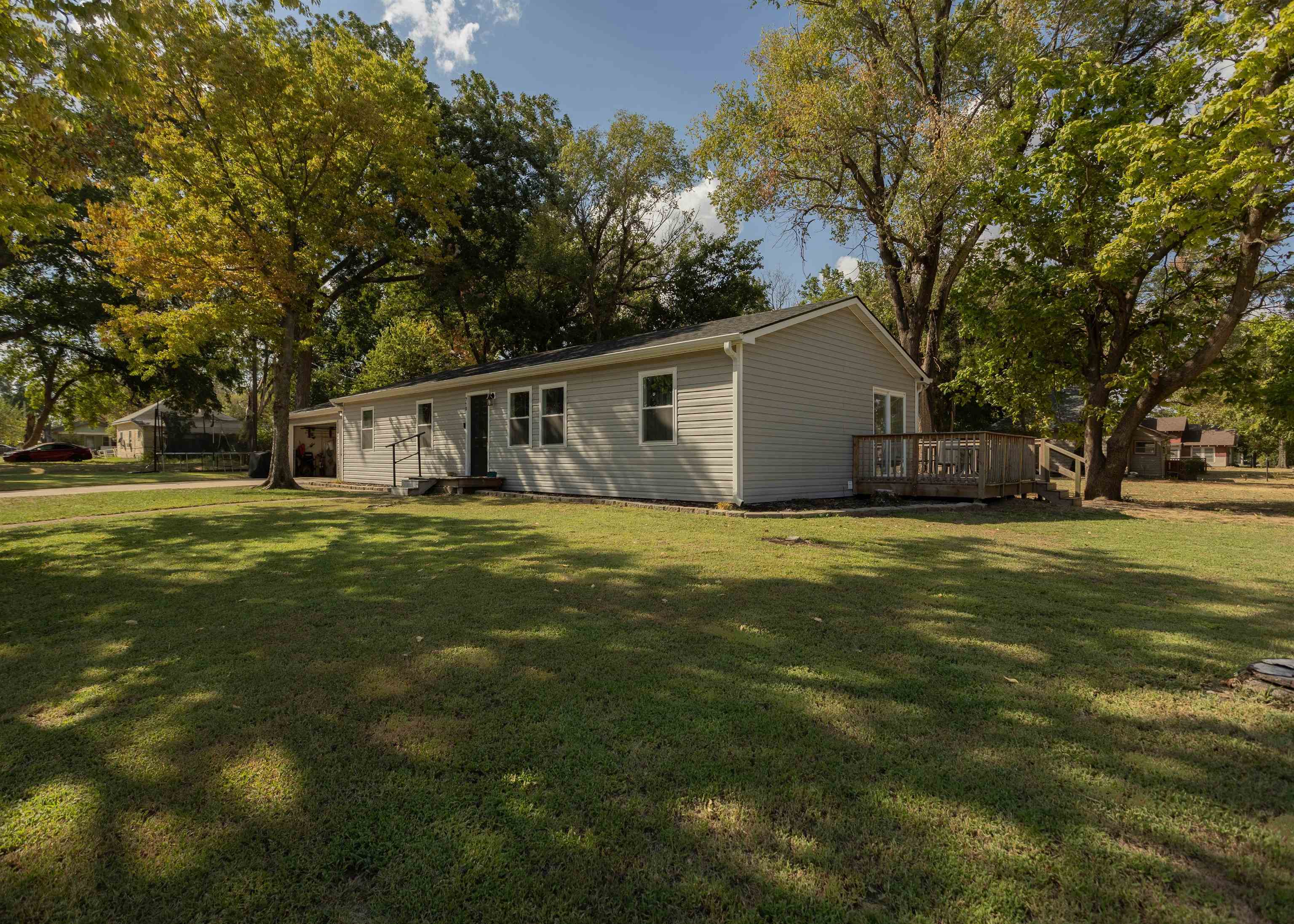 710 W Vine, Arkansas City, KS 67005