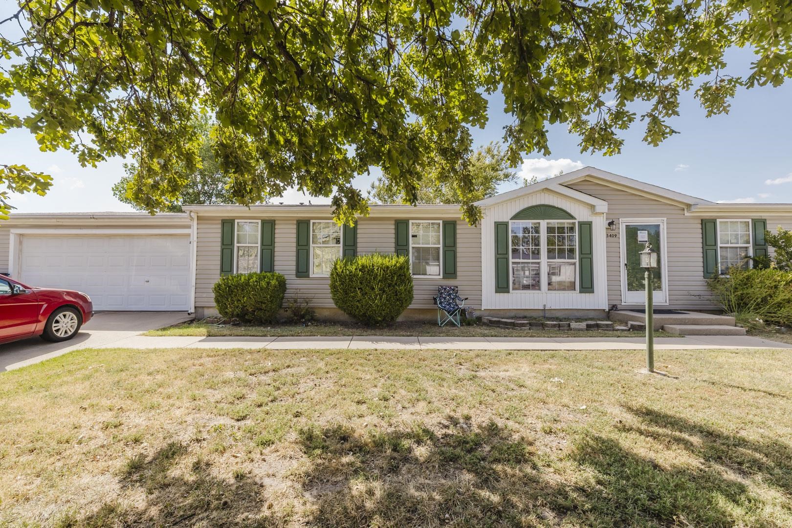 5409 S Vine St, Wichita, KS 67217