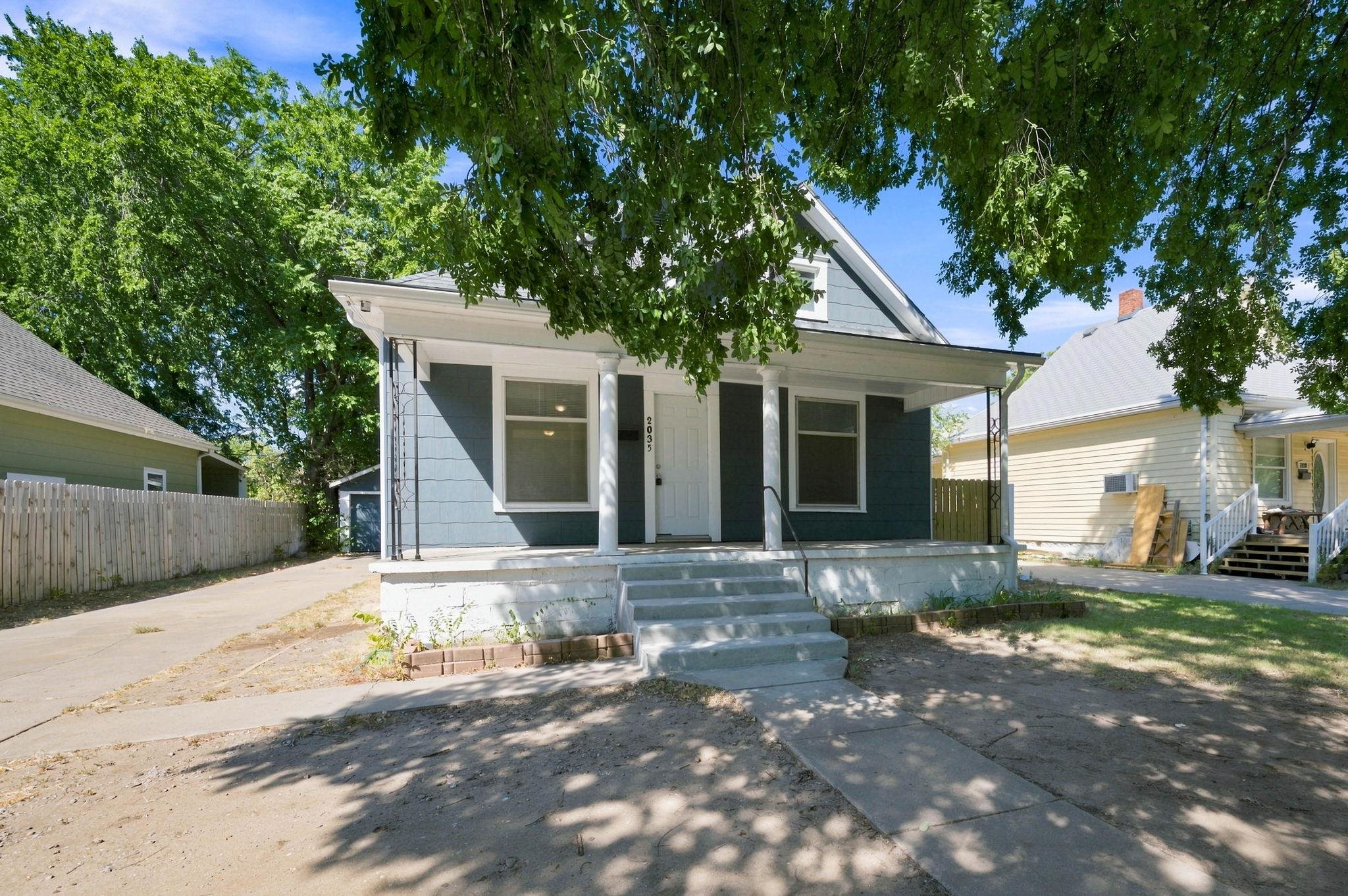 2035 N Park Pl, Wichita, KS 67203