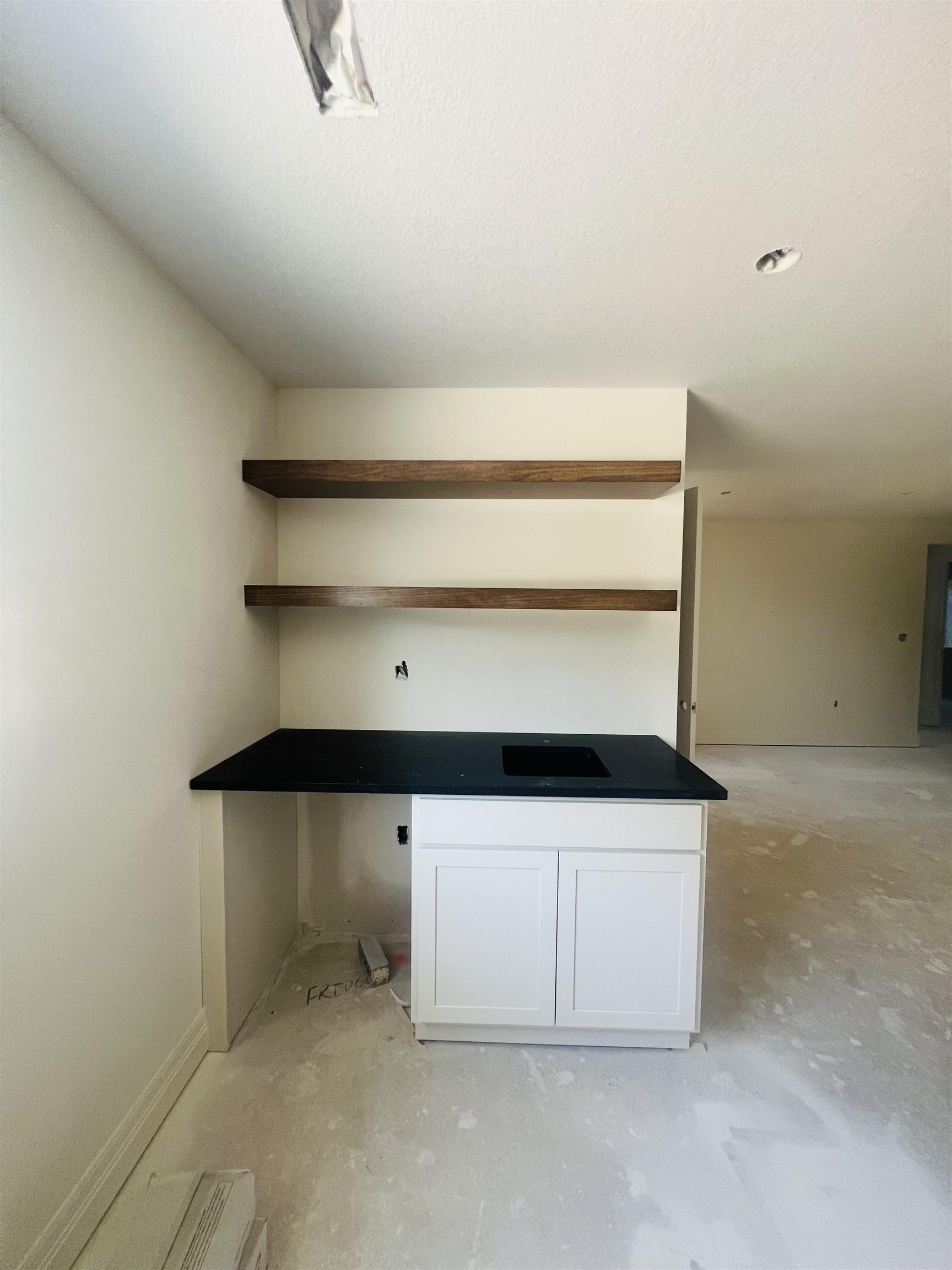 10806 W Graber St, Wichita, KS 67215