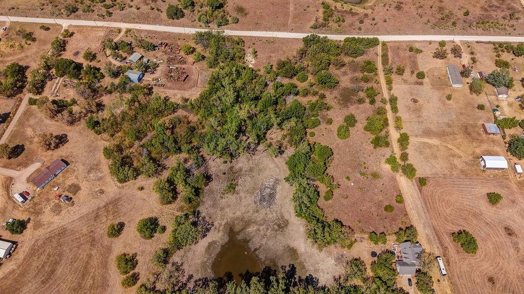 16895 72nd Rd, Winfield, KS 67156