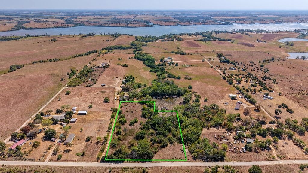 16895 72nd Rd, Winfield, KS 67156