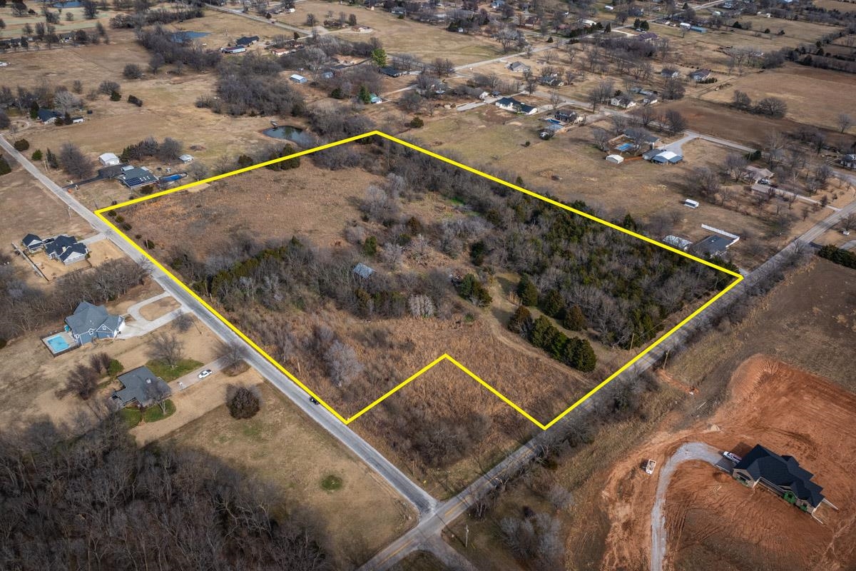 2216 E Chestnut, Arkansas City, KS 67005