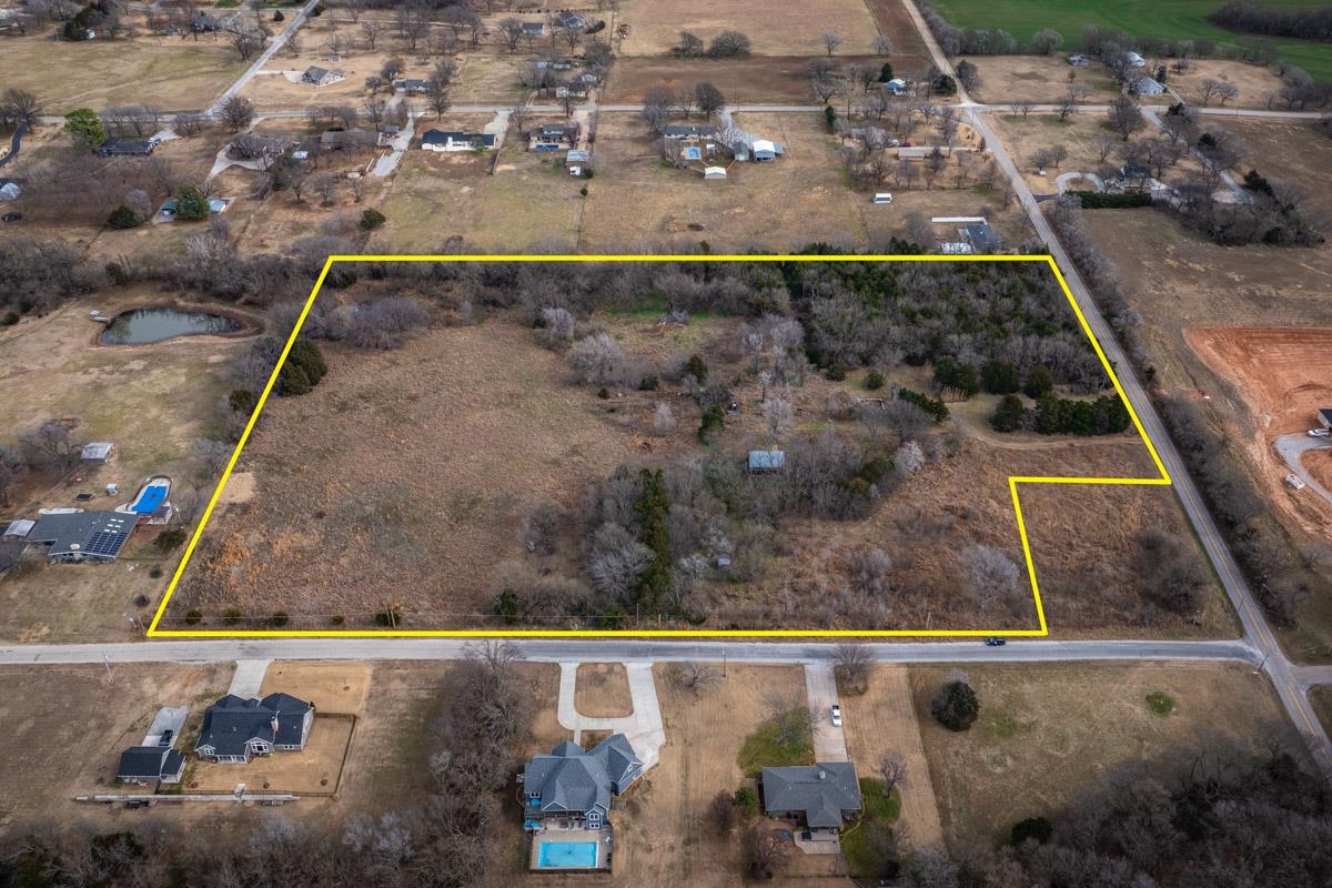 2216 E Chestnut, Arkansas City, KS 67005