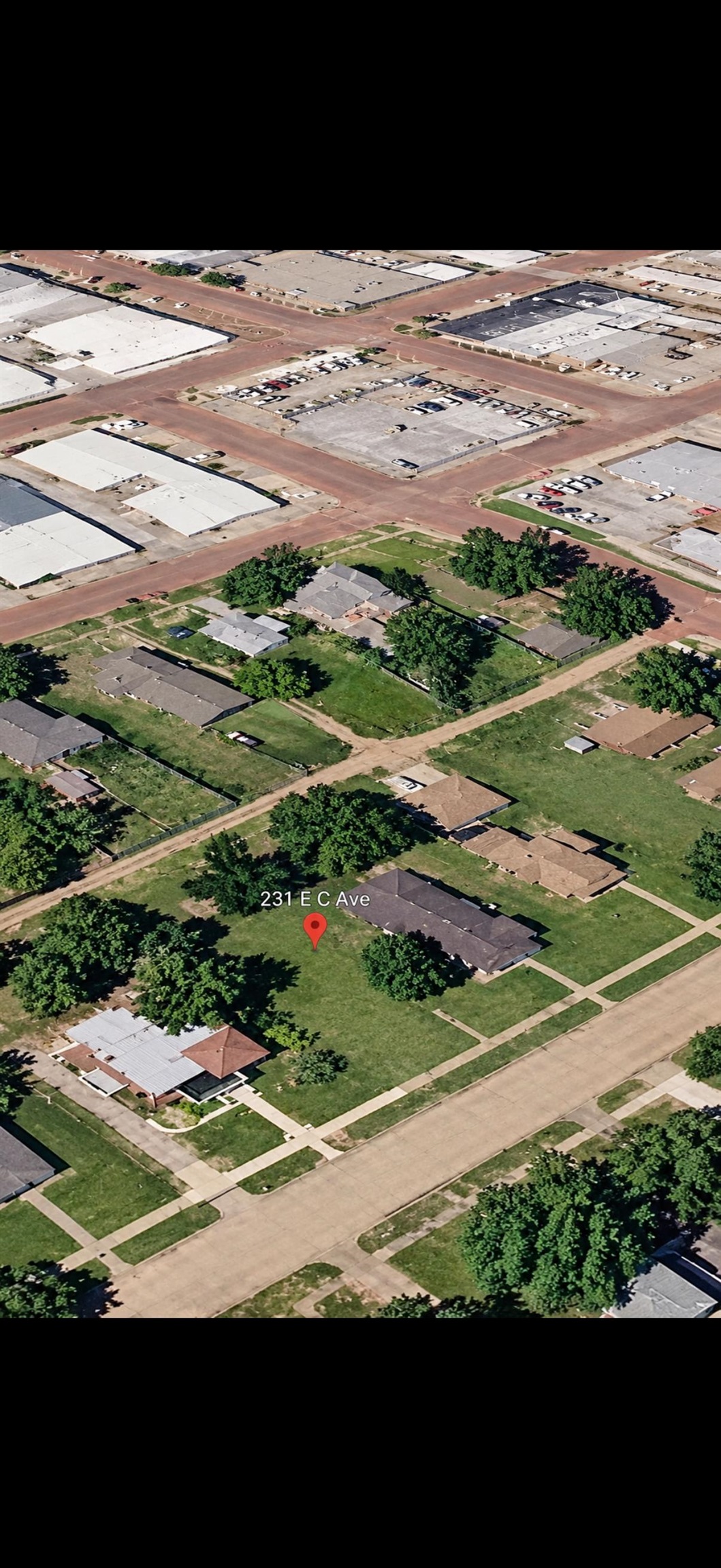 231 E C Ave, Kingman, KS 67068