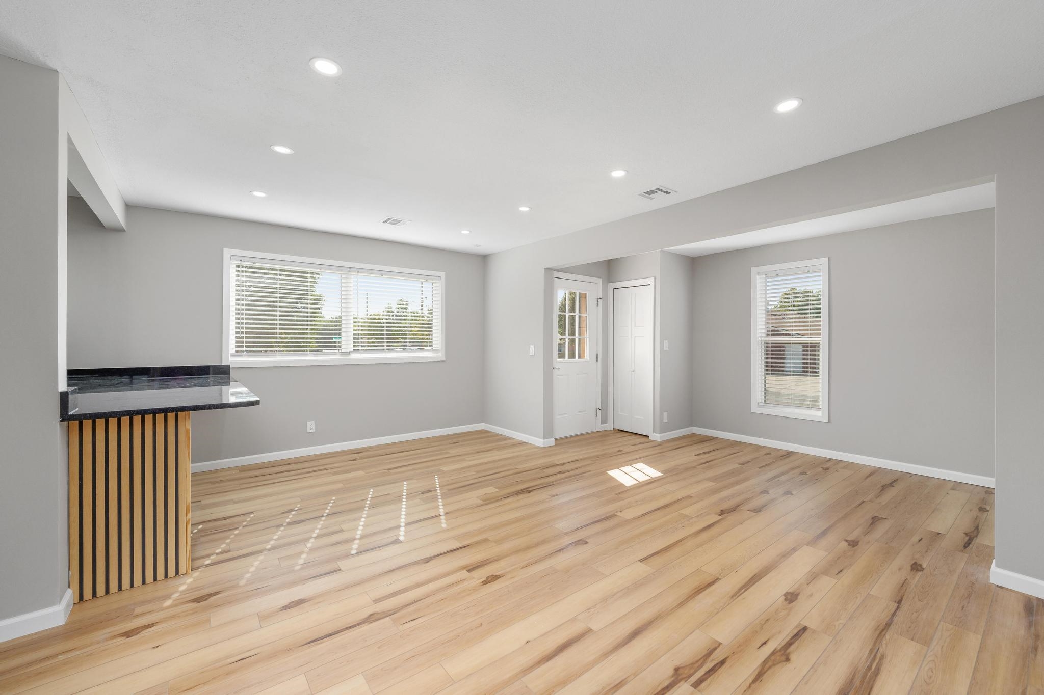 859 S Founatain, Wichita, KS 67218