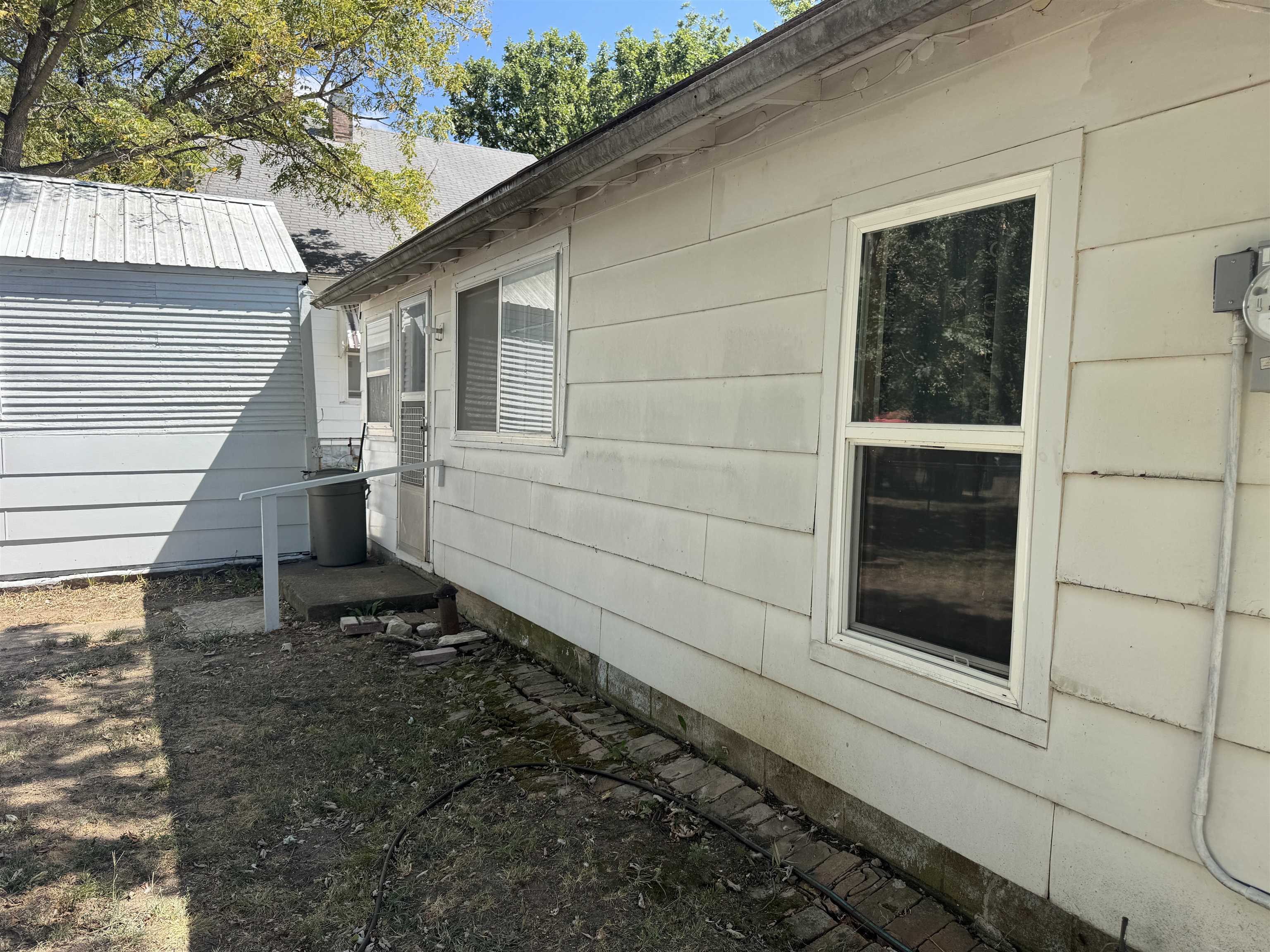 610 E 16th, Winfield, KS 67156