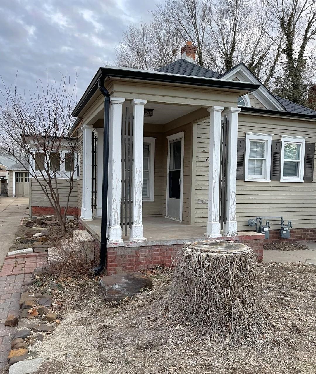 705-707 W Ash St, Salina, KS 67401