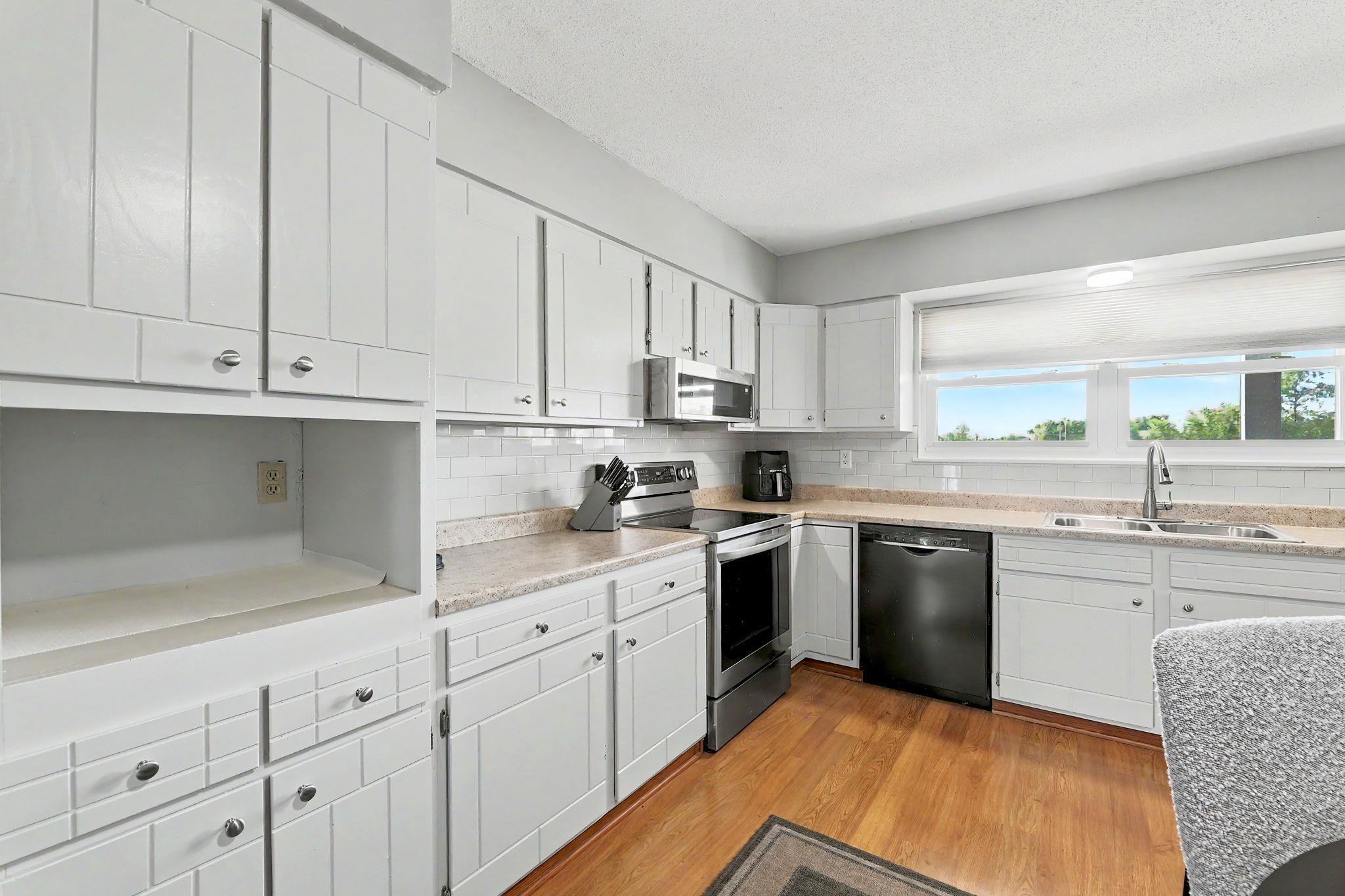 11310 W Macarthur Ave, Wichita, KS 67215