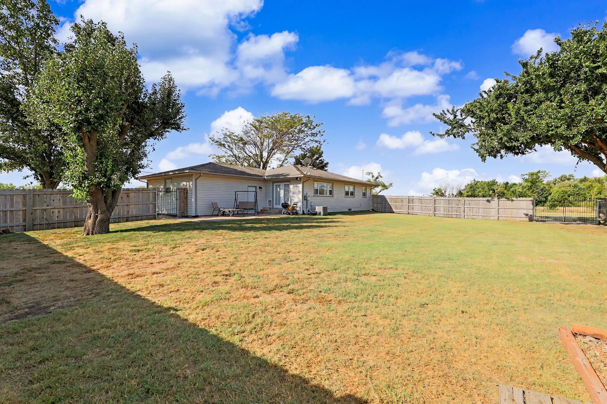 11310 W Macarthur Ave, Wichita, KS 67215