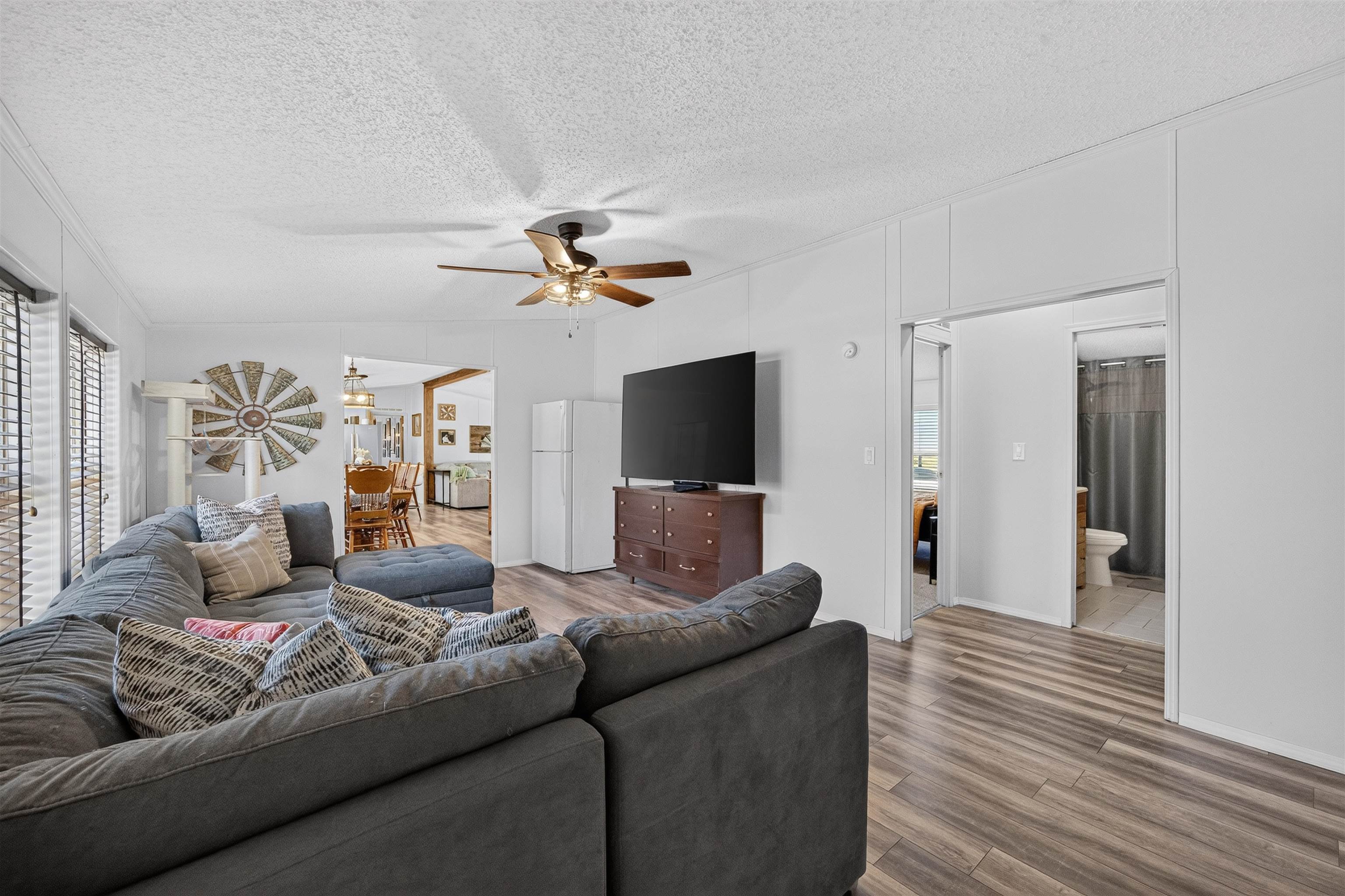 11827 SW 180th St, Rose Hill, KS 67133